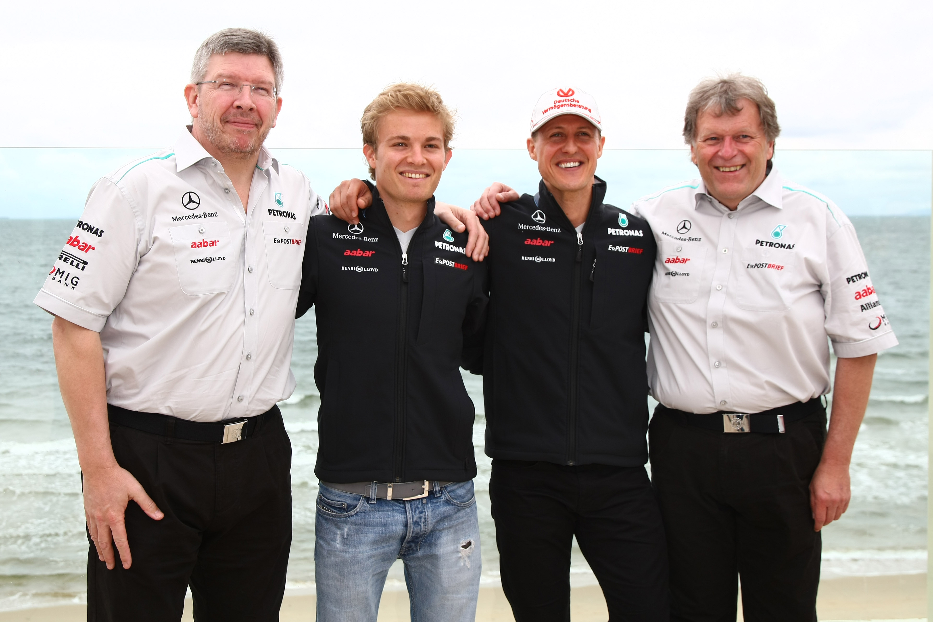 Brawn verwacht veel van Schumacher en Rosberg