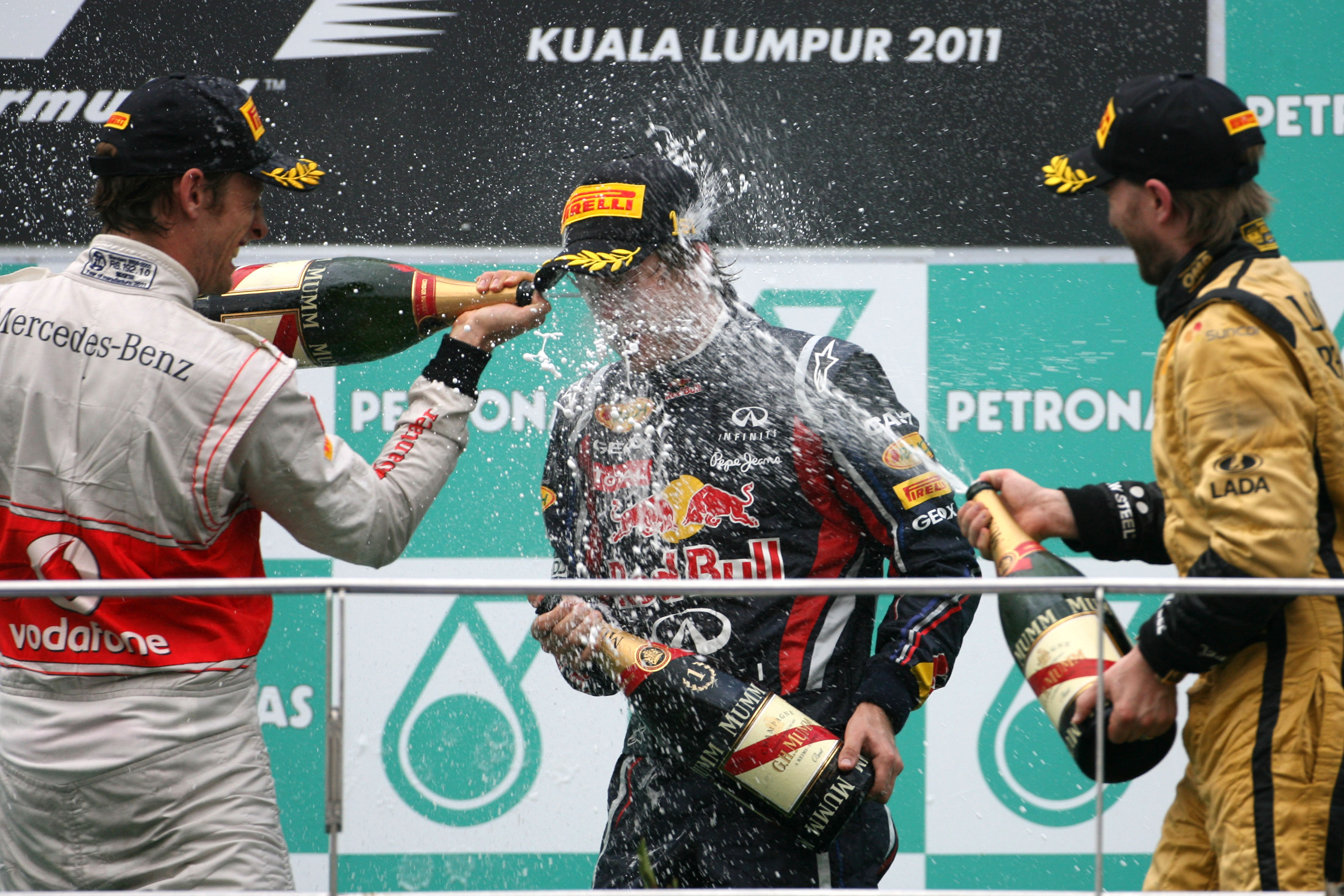 Vettel is trots op seizoensstart Red Bull Racing