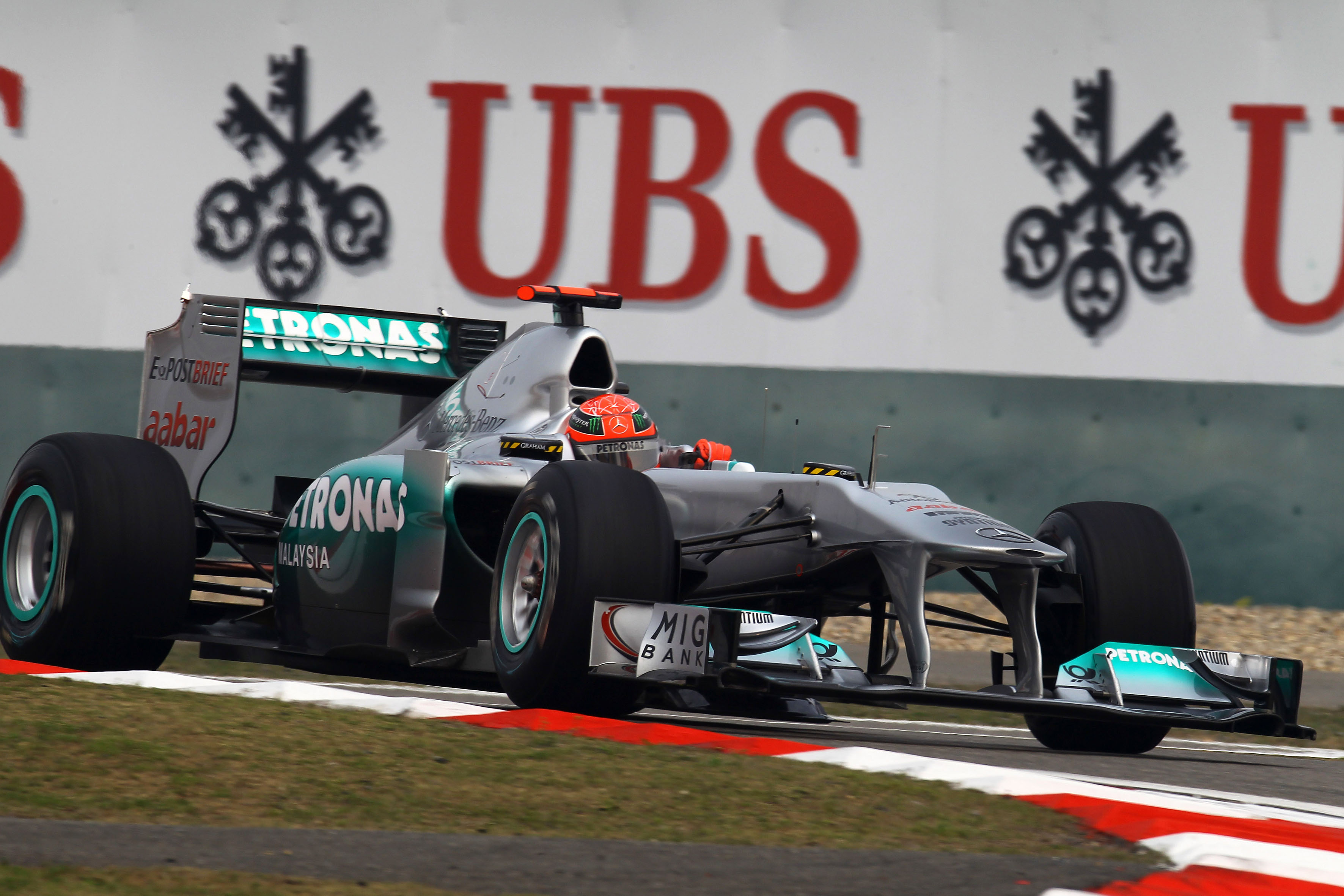 Schumacher: ‘Mercedes moet geduldig zijn’