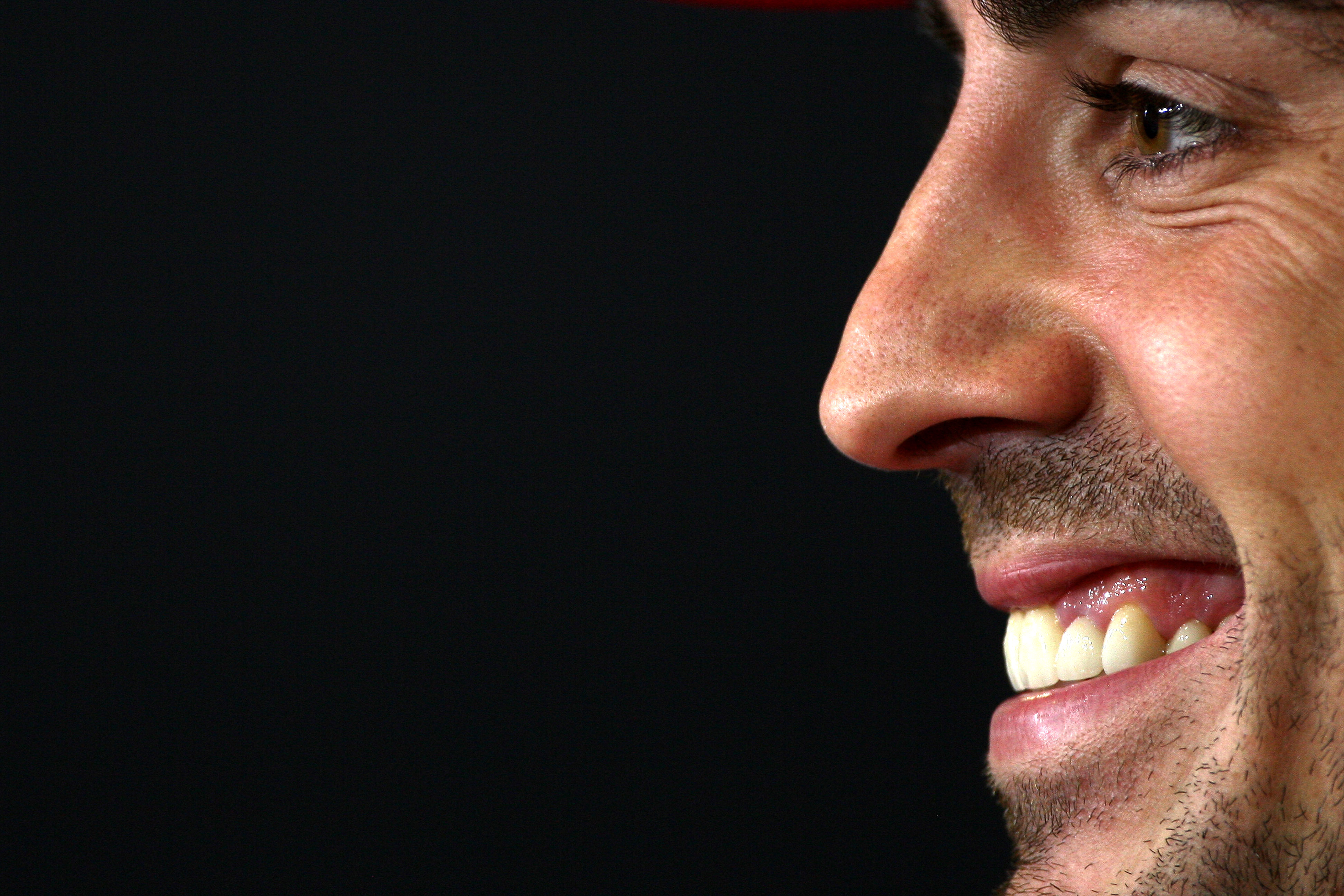 Alonso bevoorrecht met nieuw Ferrari-contract