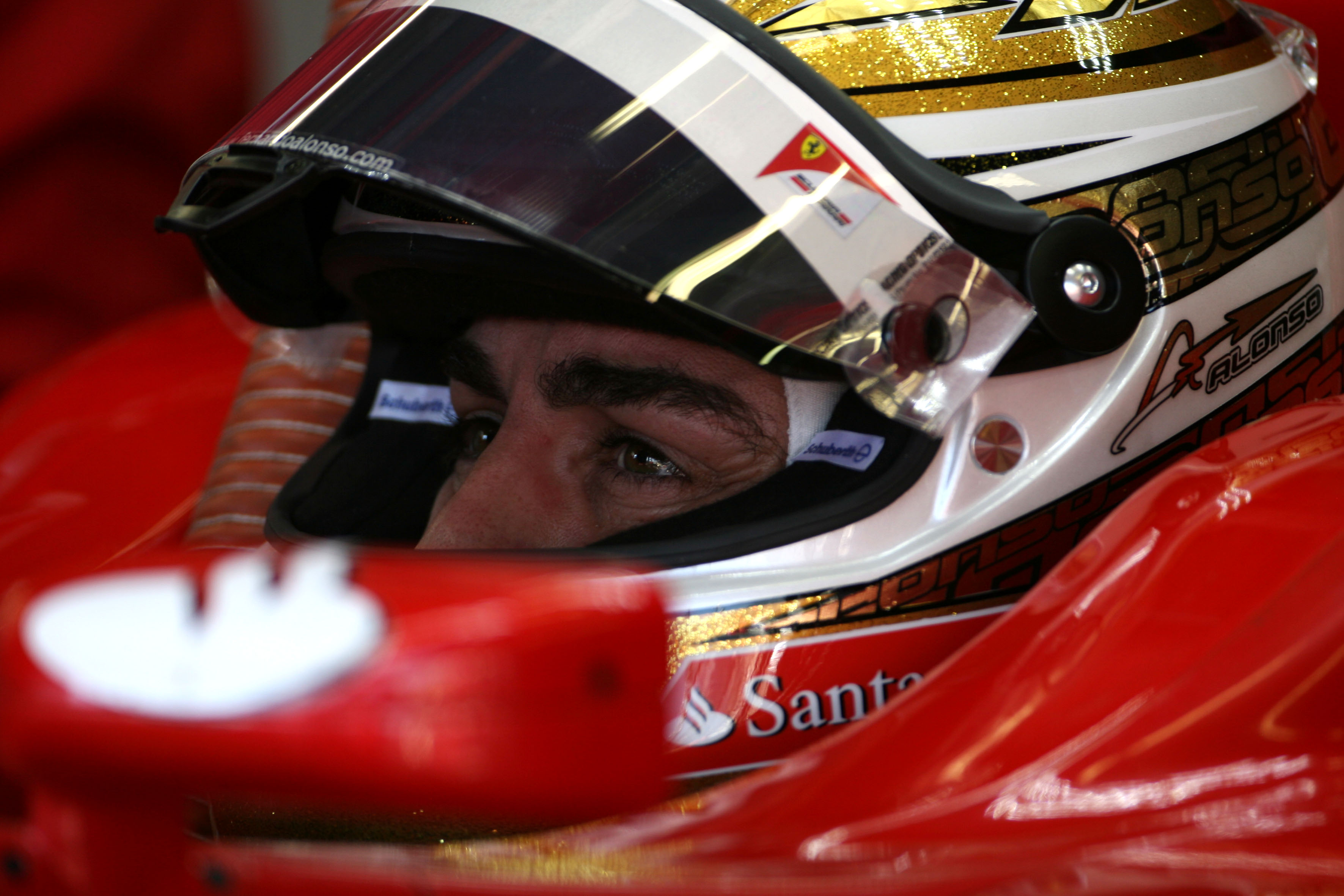 VT2: Alonso neemt over