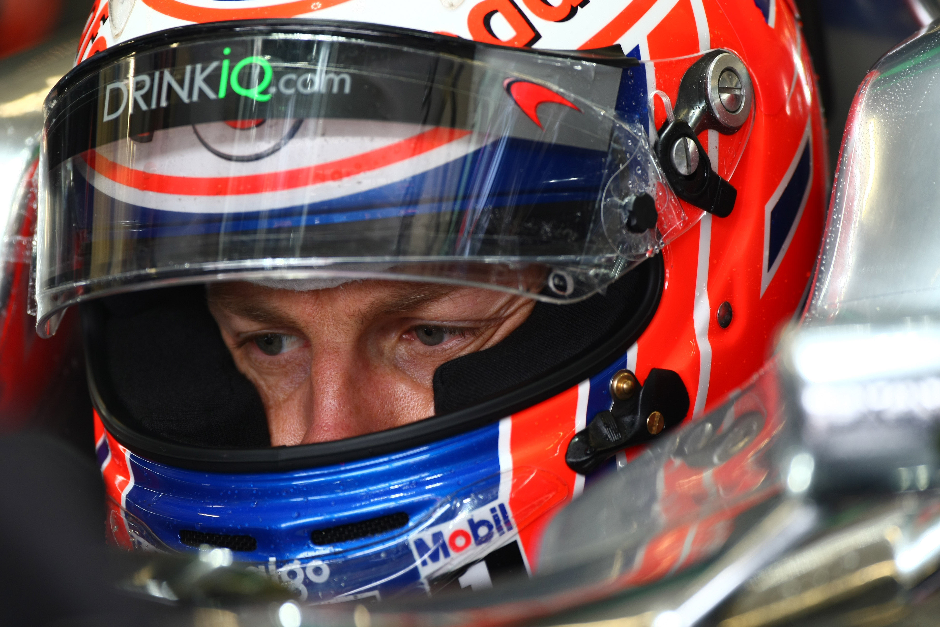 Button wil Vettels mentale weerbaarheid testen