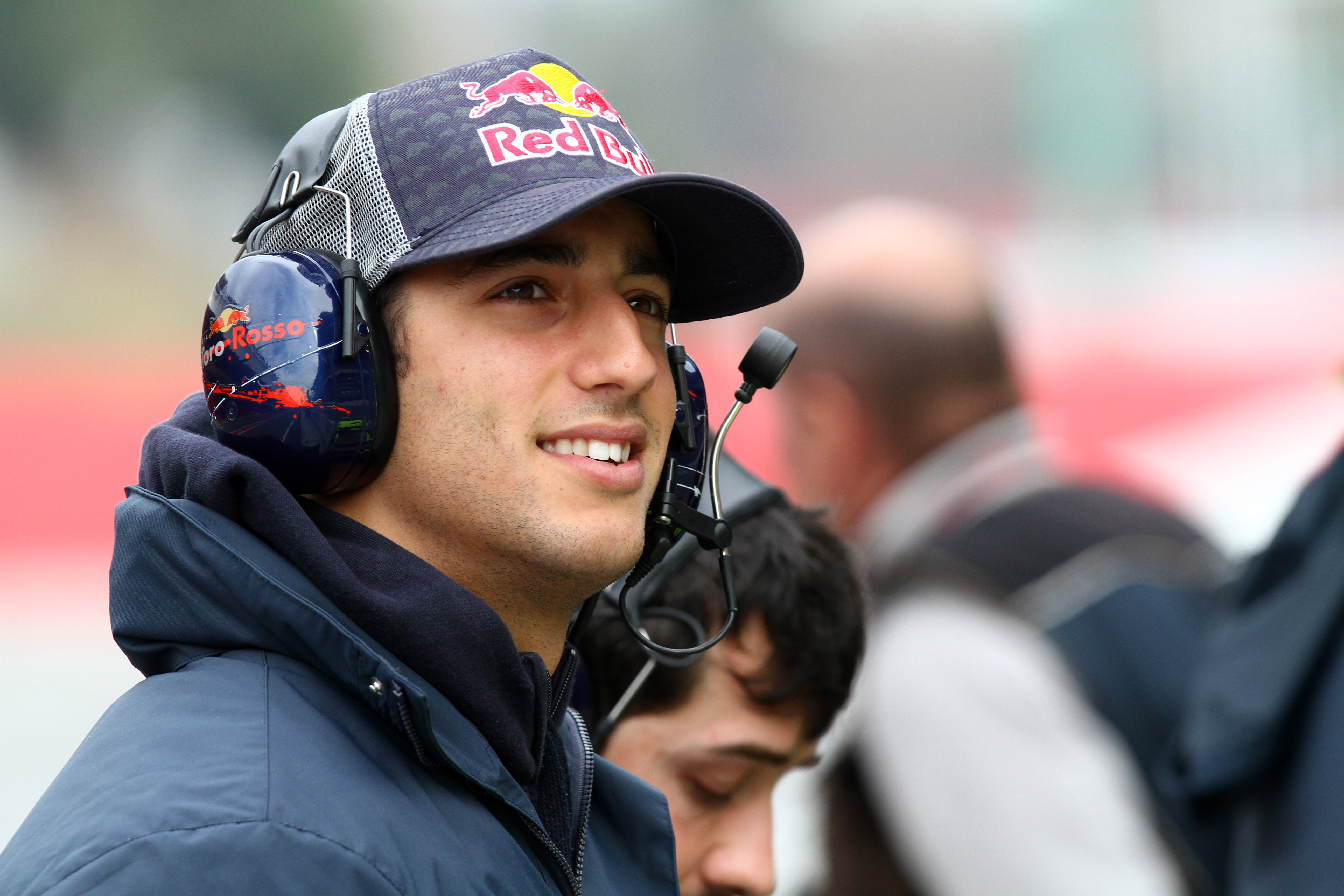 Tost: ‘Ricciardo moet zich voorbereiden op racezitje in 2012’