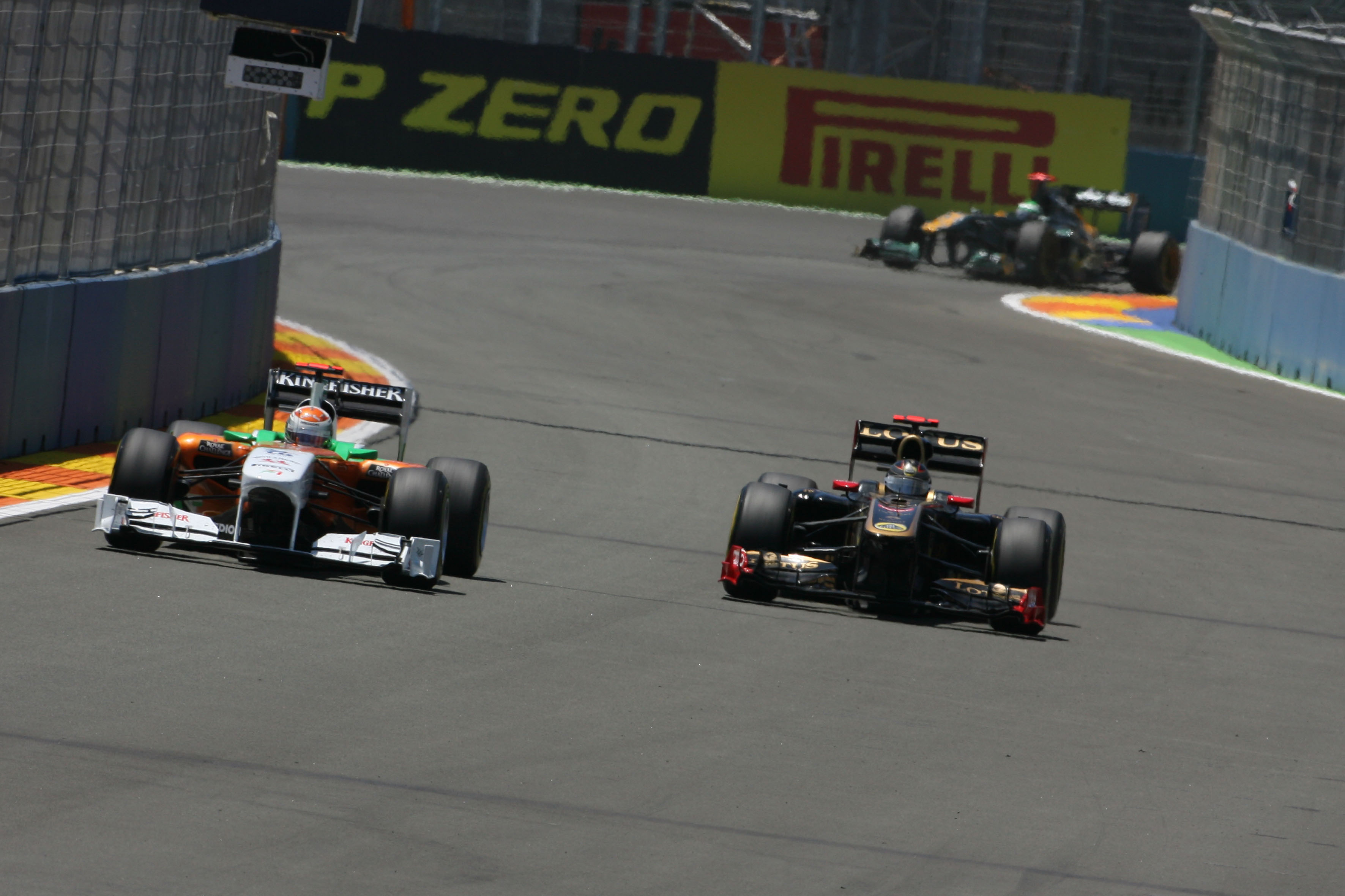 Renault houdt één puntje over aan Europese GP