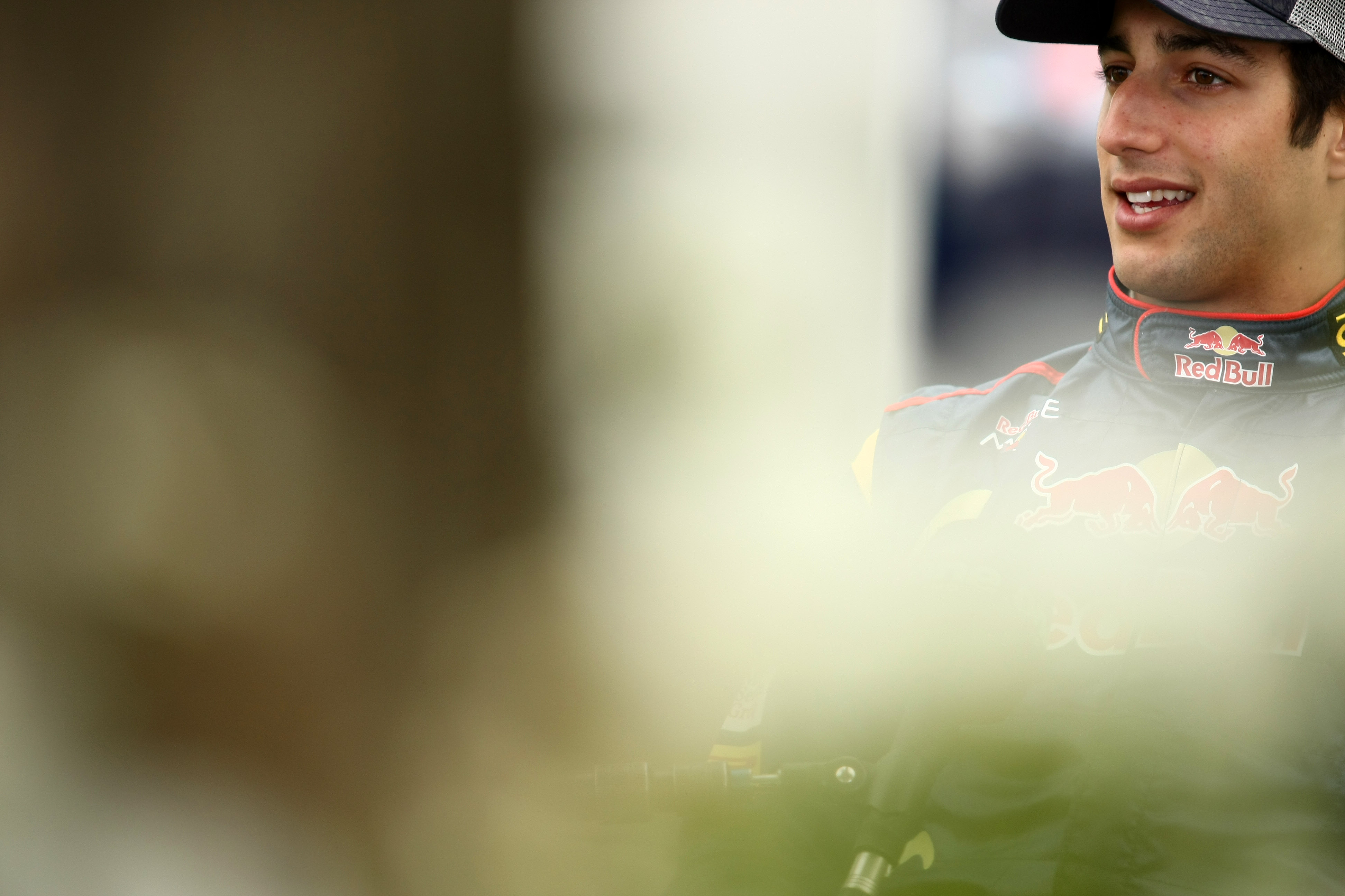 ‘Ricciardo vervangt Karthikeyan bij HRT’
