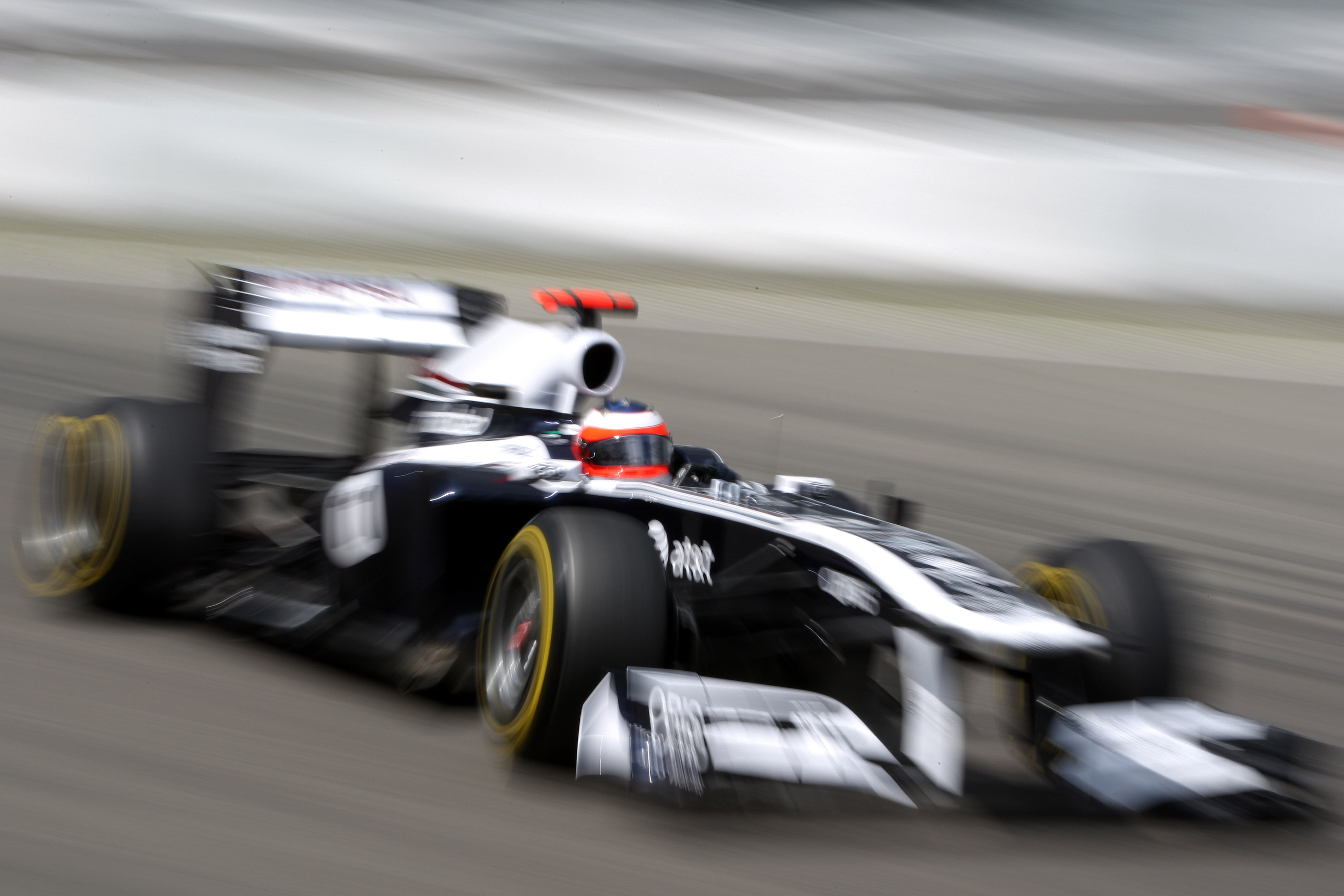 Williams sluit moelijk weekend moeizaam af