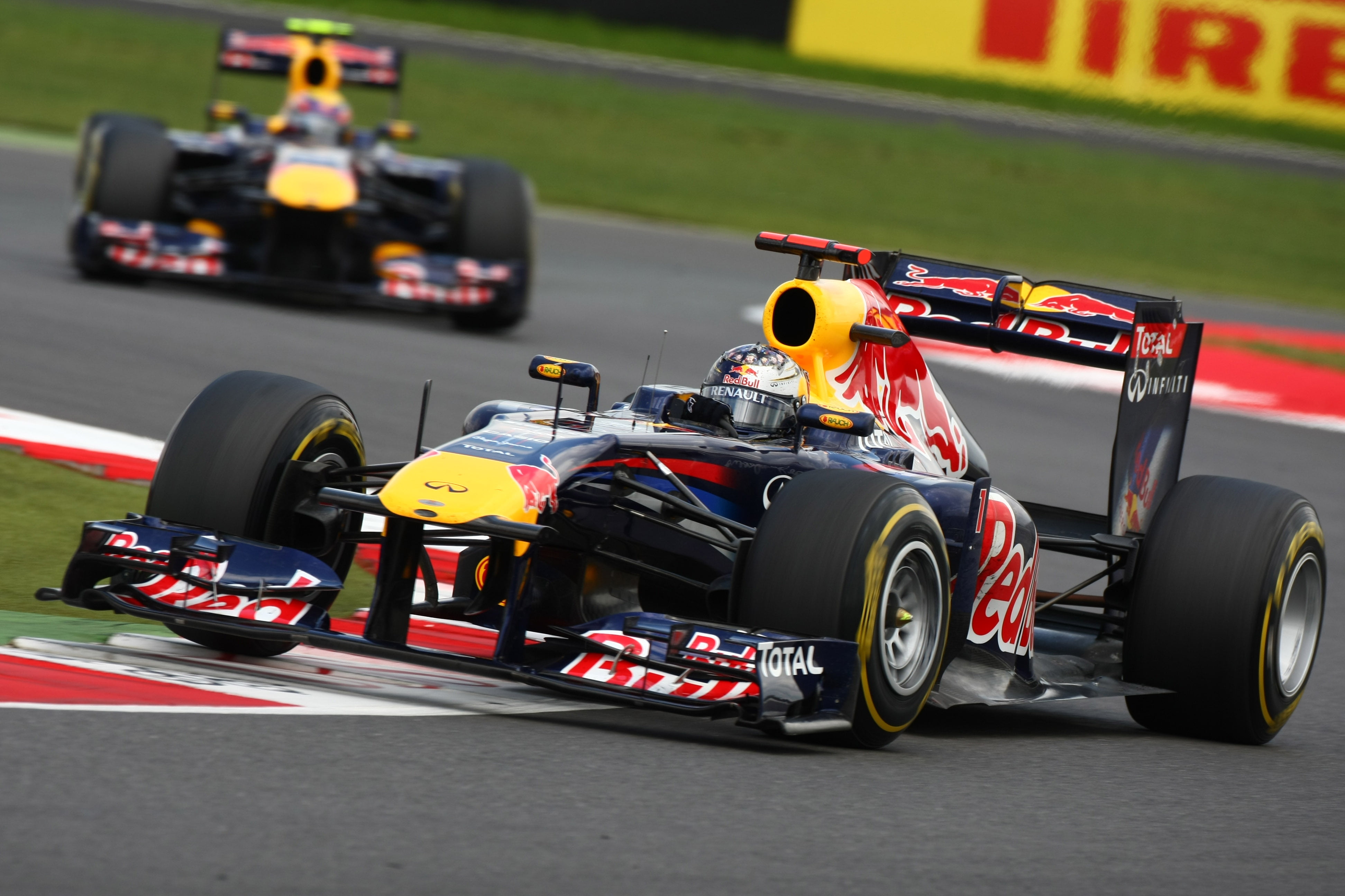 Horner verdedigt teamorders Red Bull