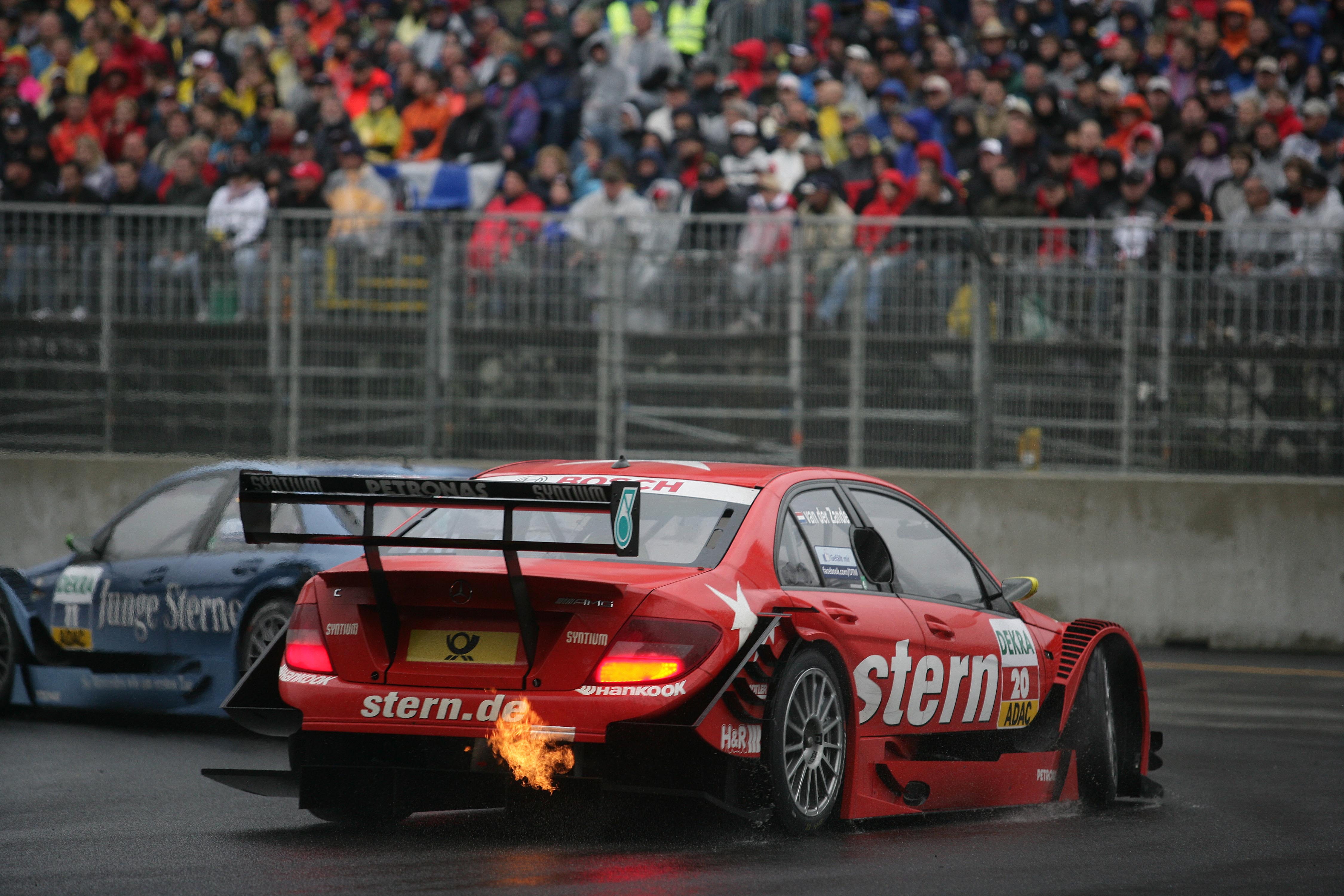 DTM: Van der Zande tiende in ‘bootrace’