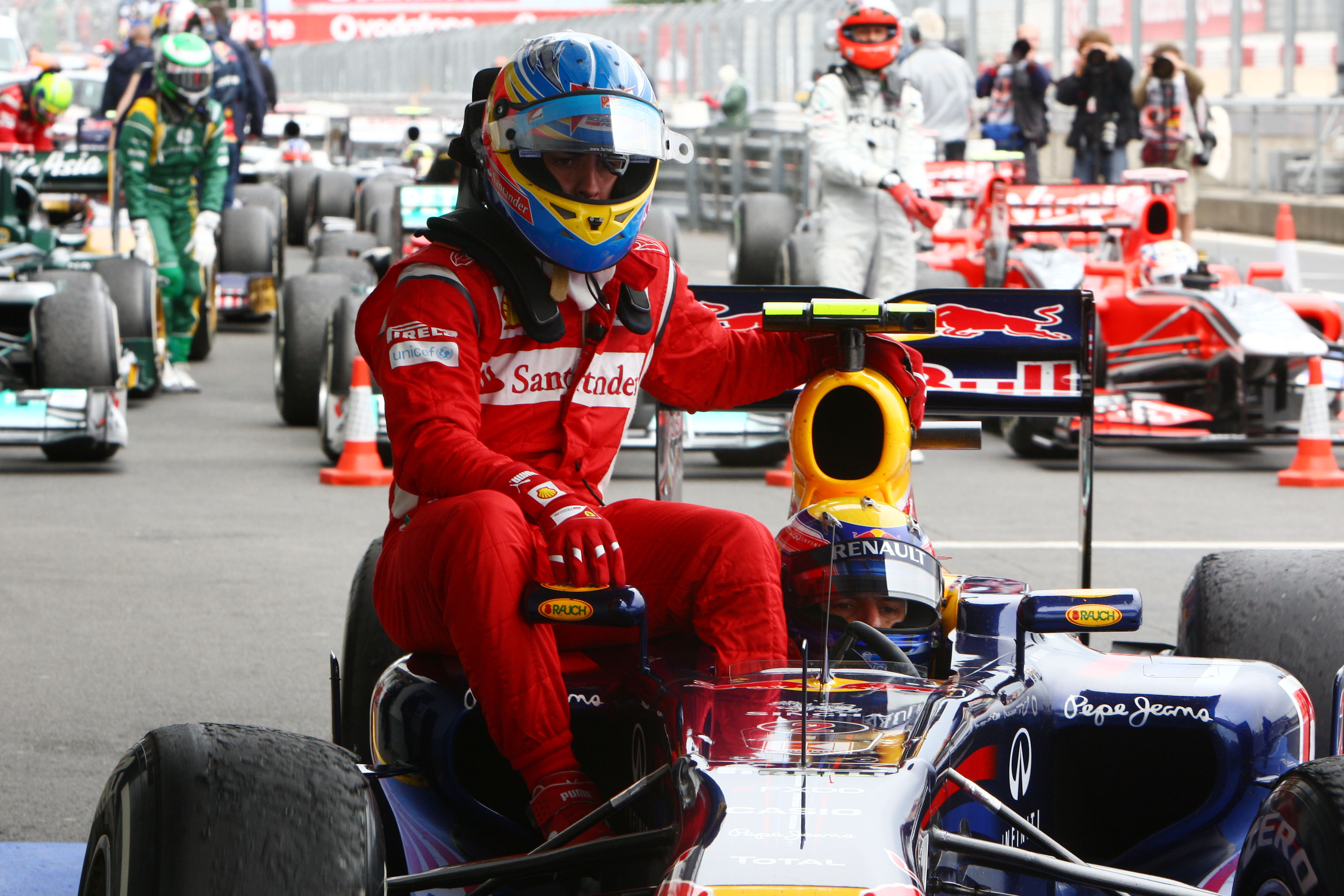 Webber: ‘Actie in Eau Rouge lukte dankzij Alonso’