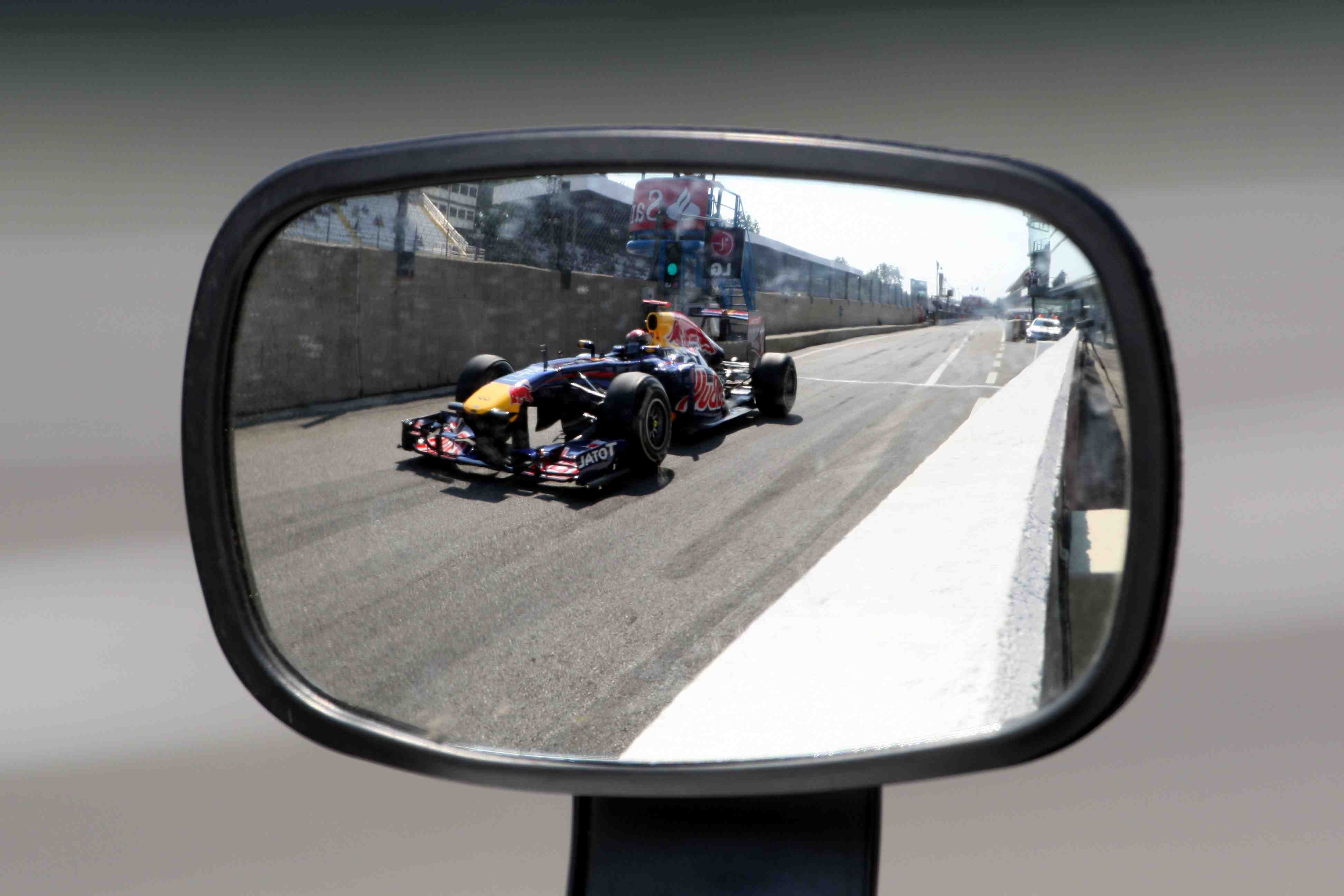 Vettel: ‘Nog een lange weg te gaan’