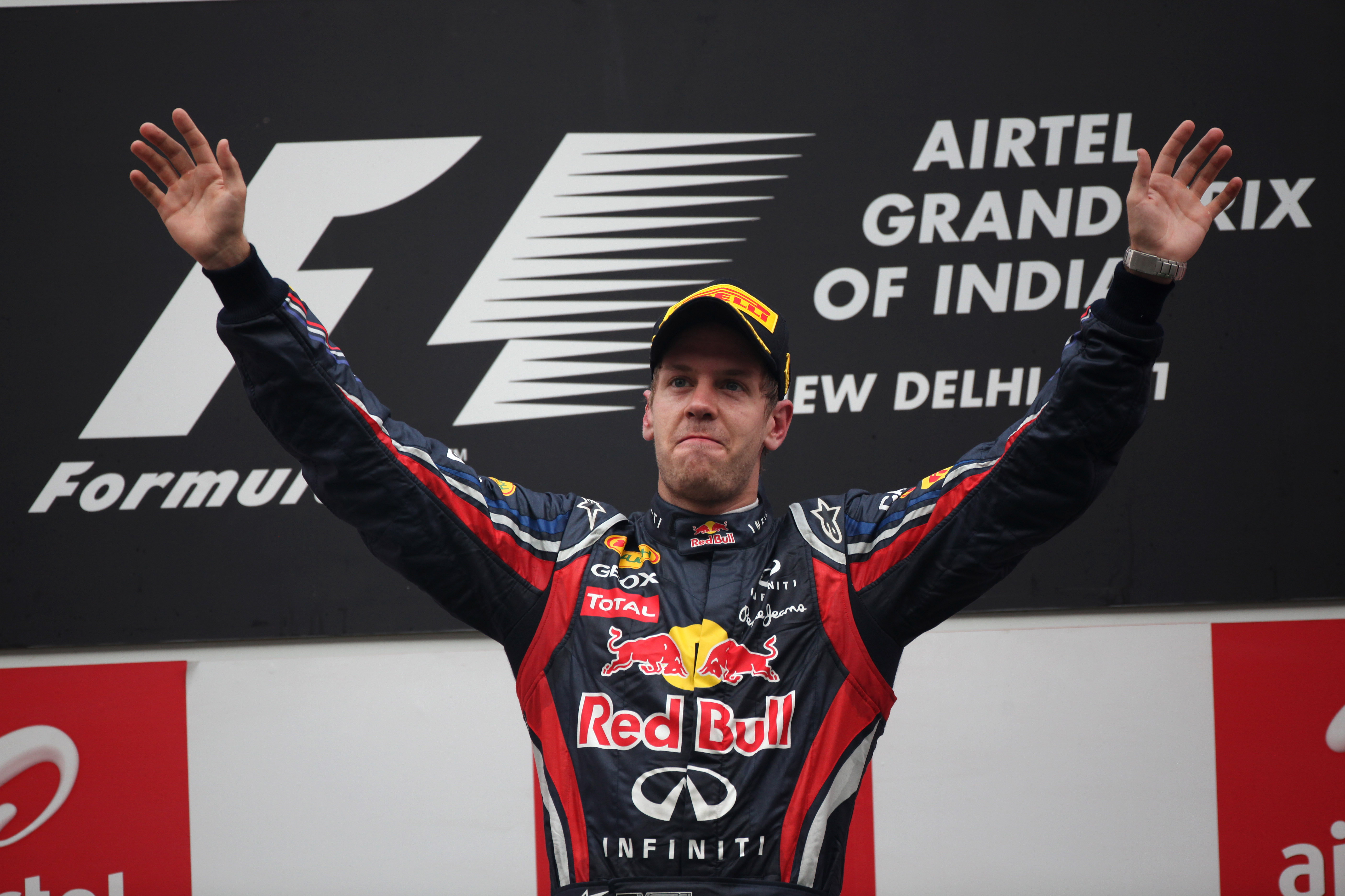 Vettel trots op zege in eerste Indiase Grand Prix