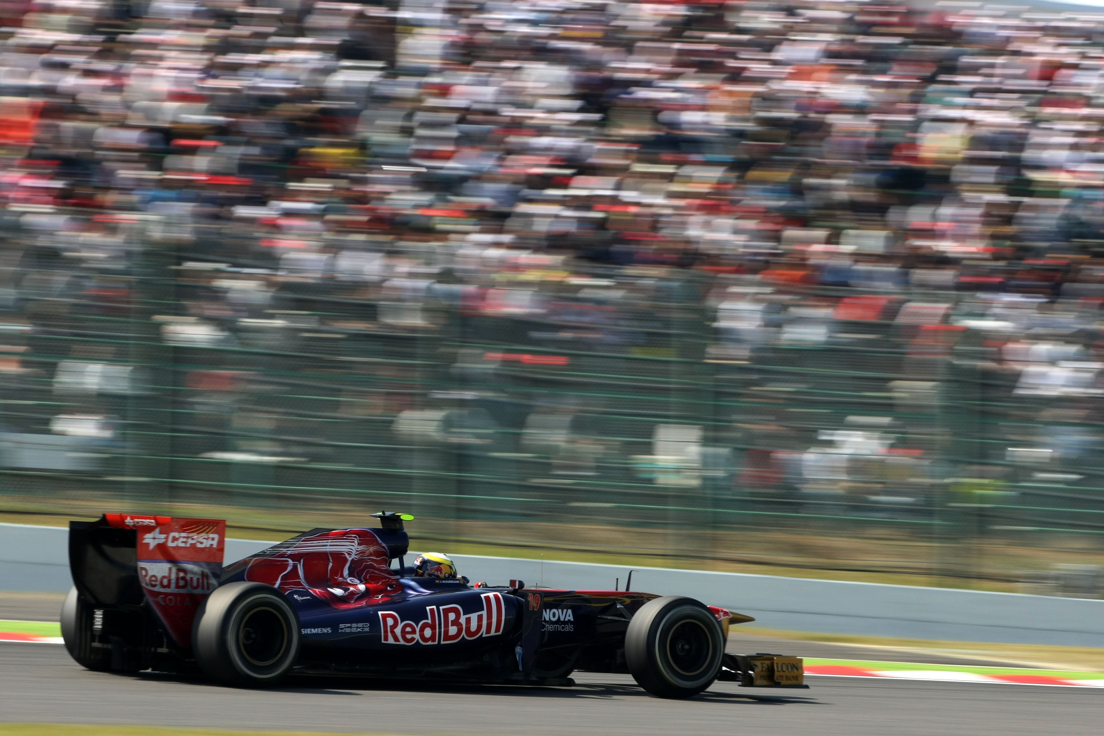 Toro Rosso valt alleen op door uitvalbeurt Buemi