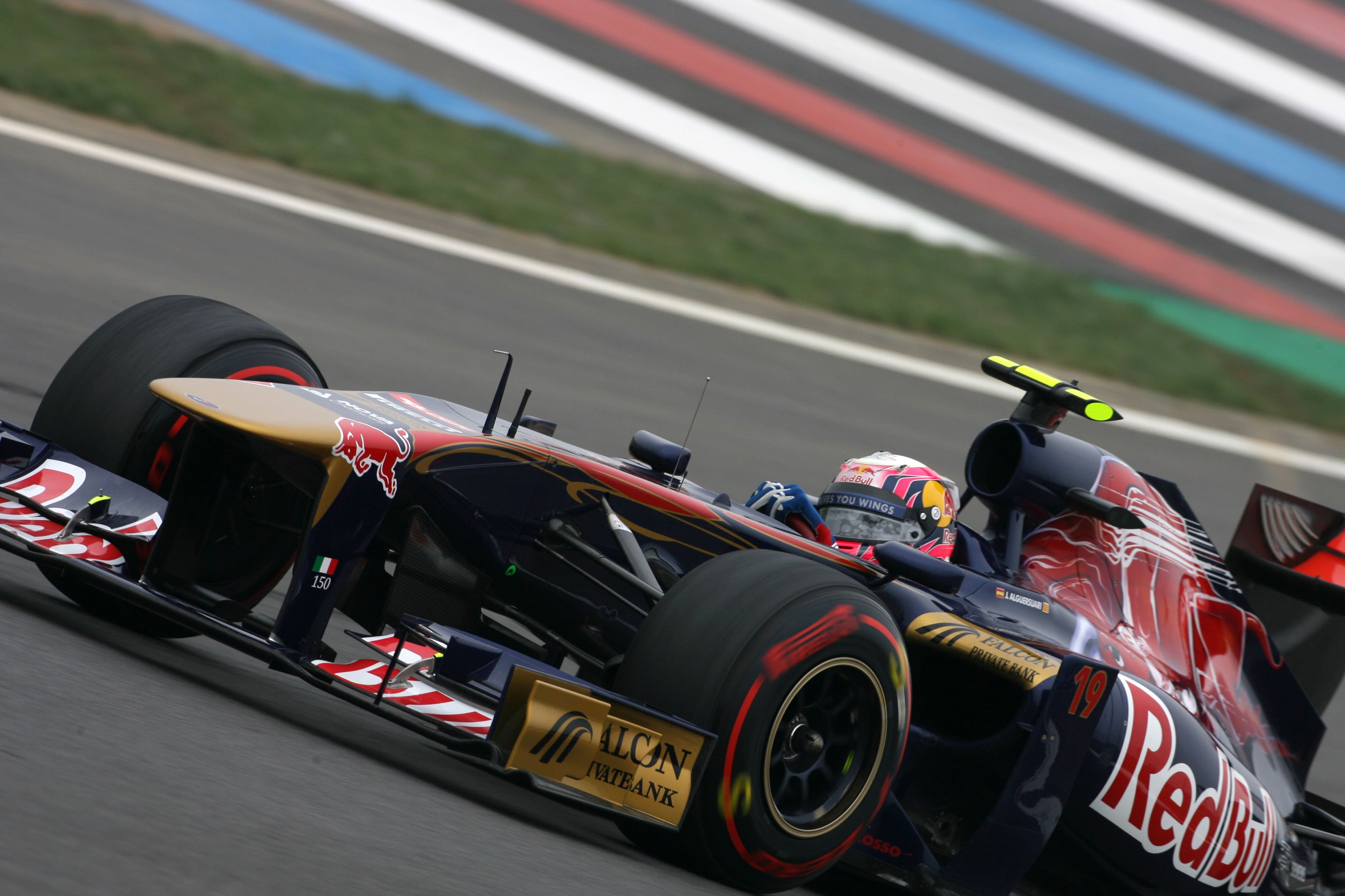 Toro Rosso content met kwalificatie