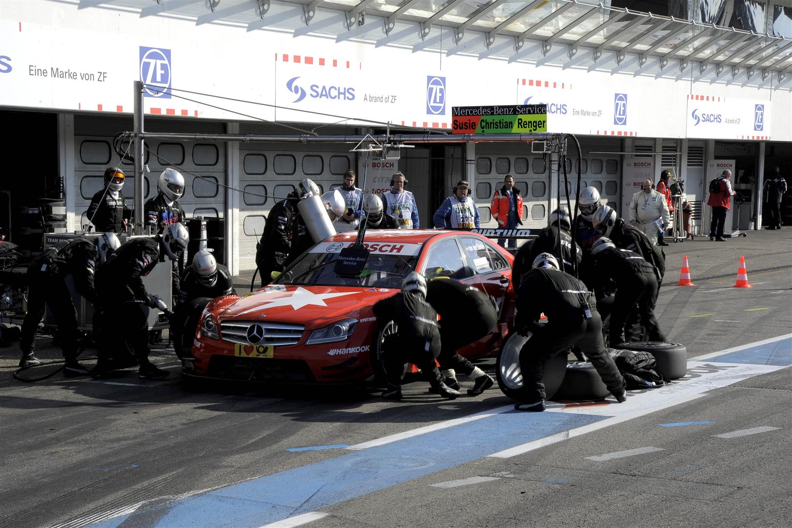 Van der Zande sluit DTM-jaar prima af op Hockenheim