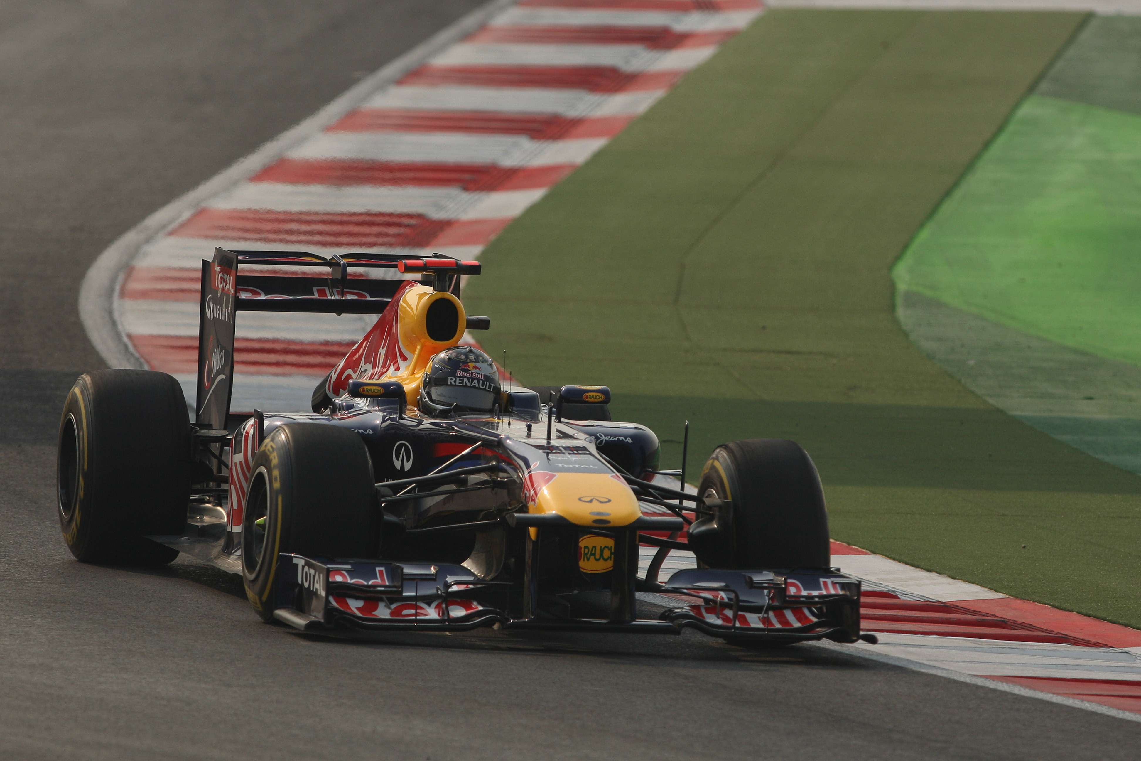 Vettel: ‘Het circuit is leuk, maar stoffig’