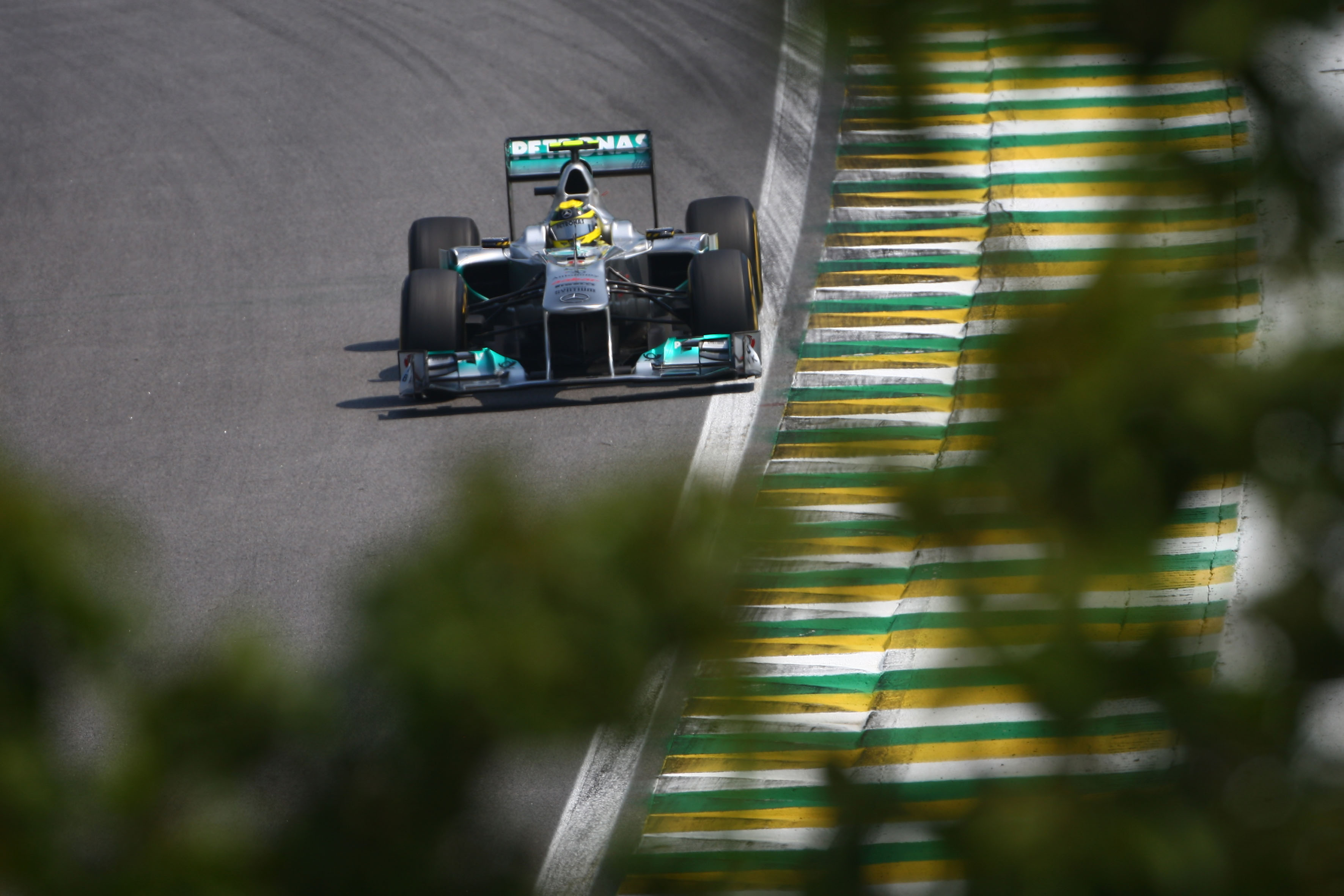 Rosberg: ‘Regen kan ons helpen om te verrassen’