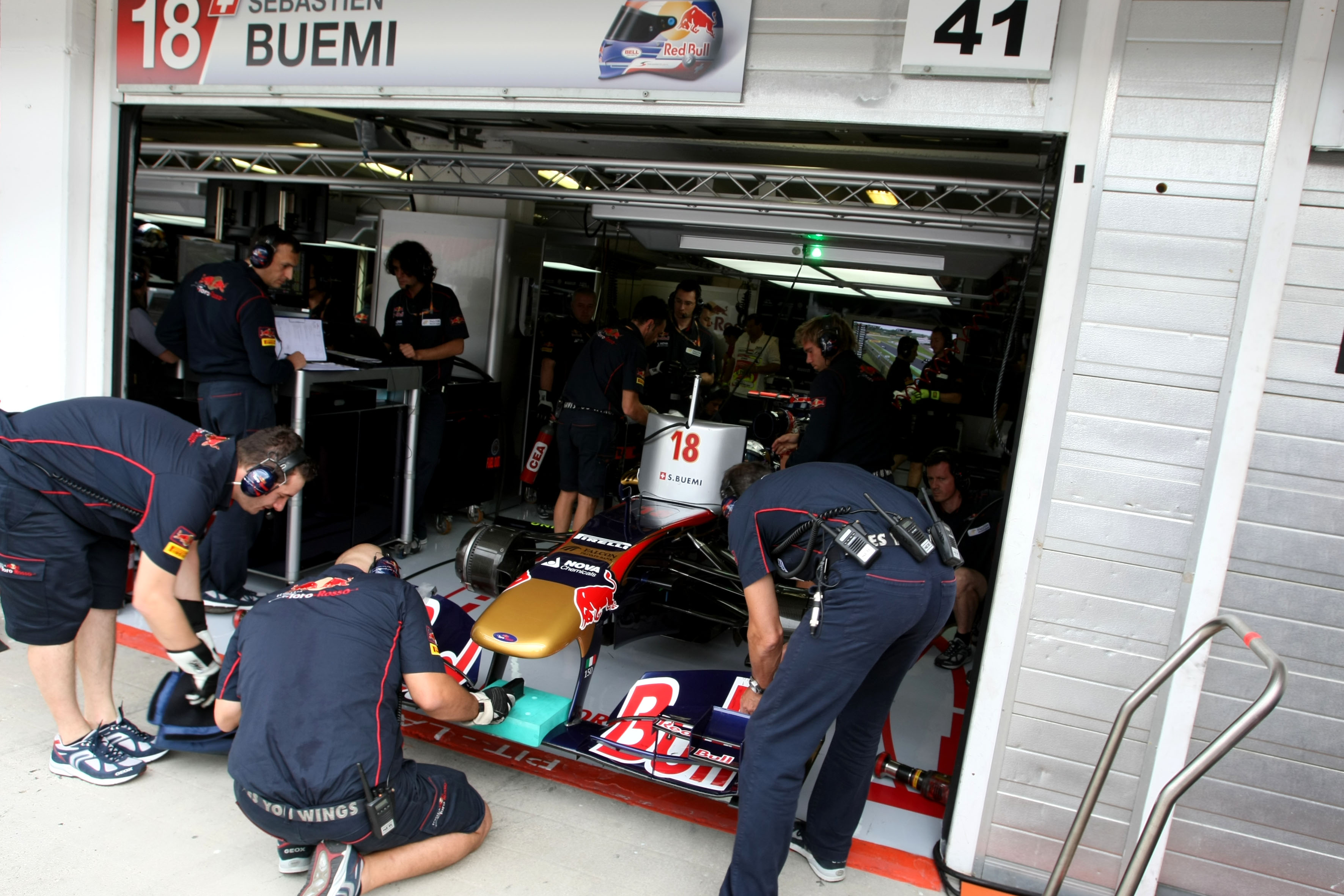 Toro Rosso haalt nieuwe technische mensen binnen