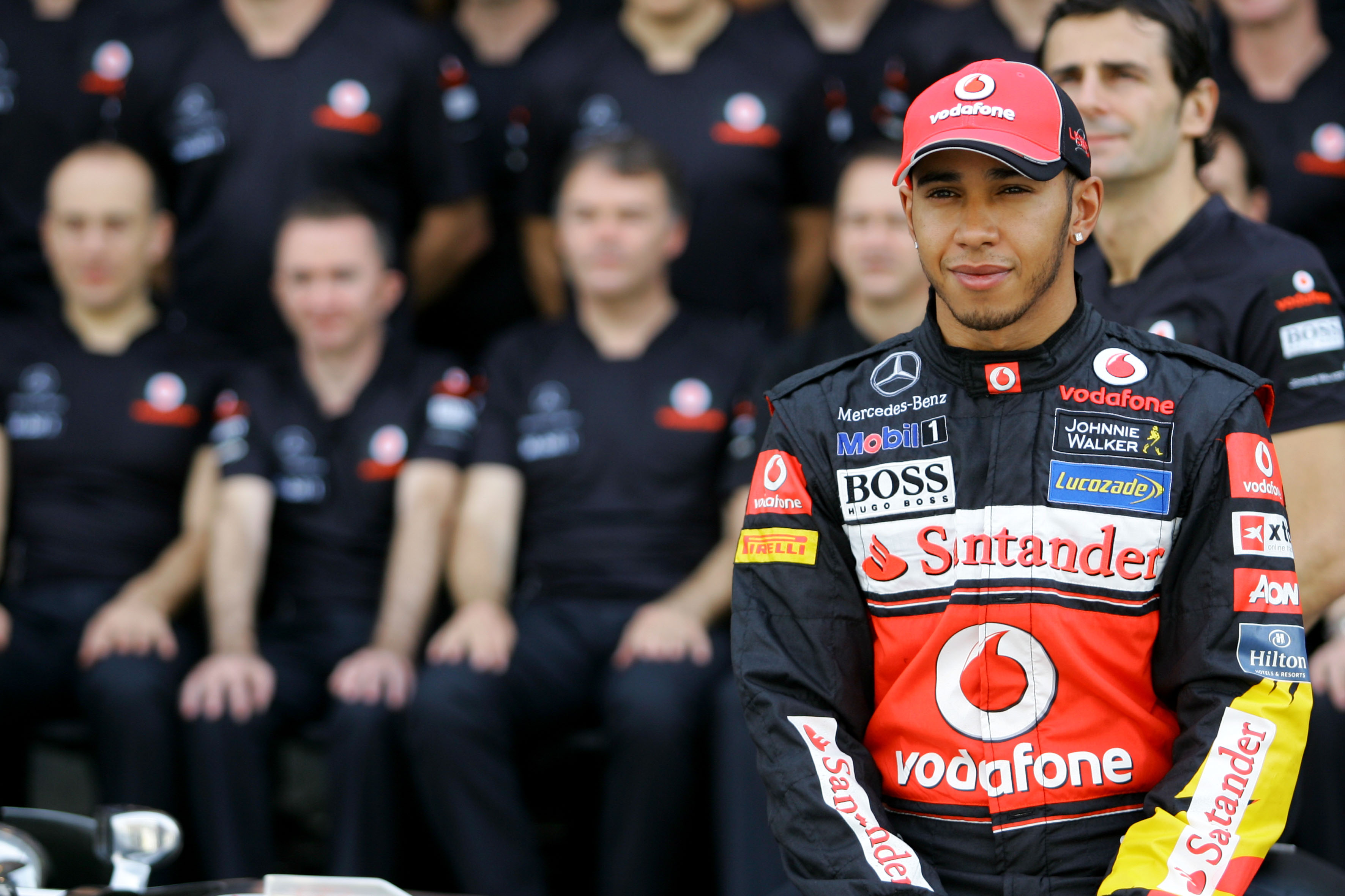 Hamilton hoopt op vliegende start van McLaren in 2012
