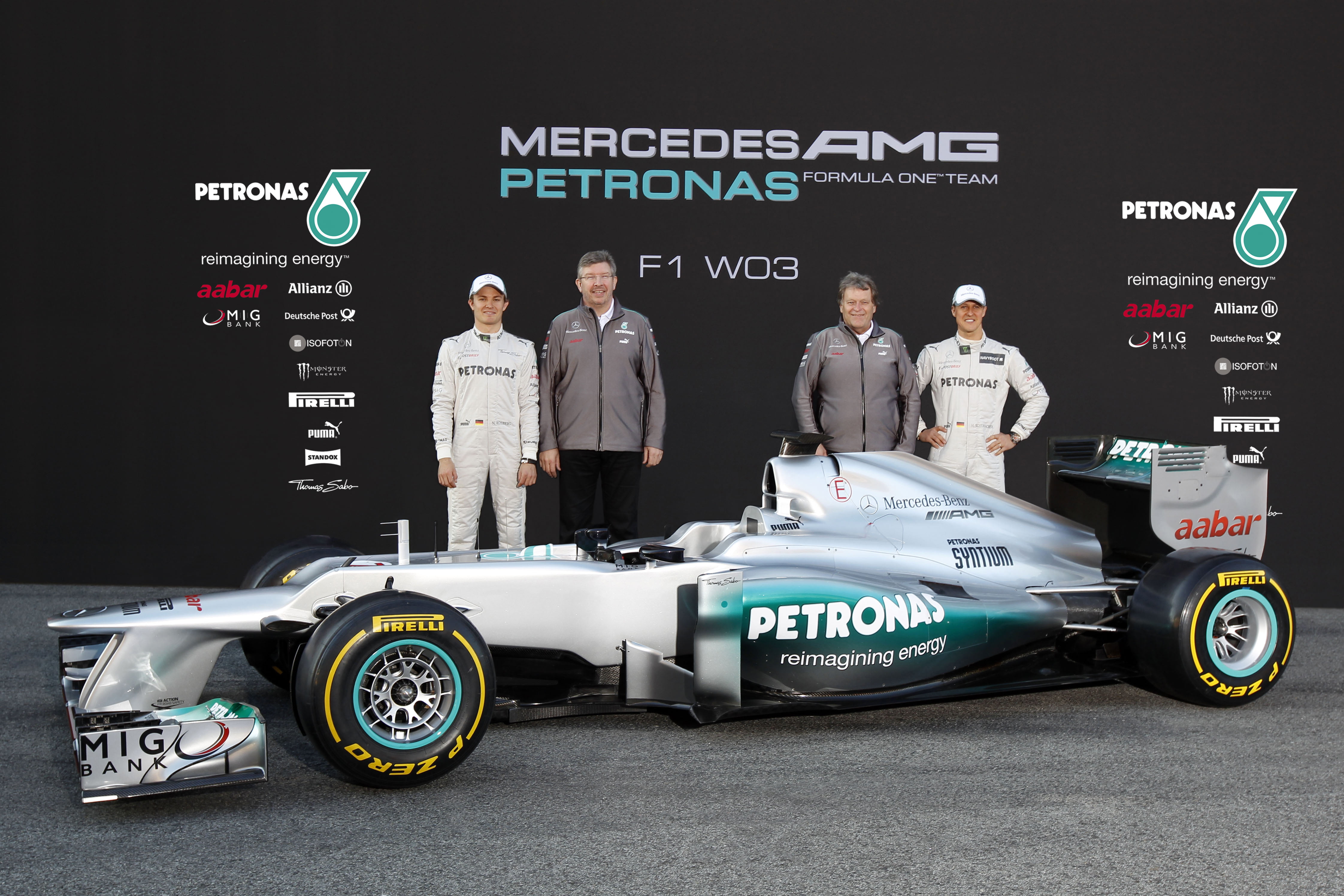 Mercedes W03 officieel gepresenteerd