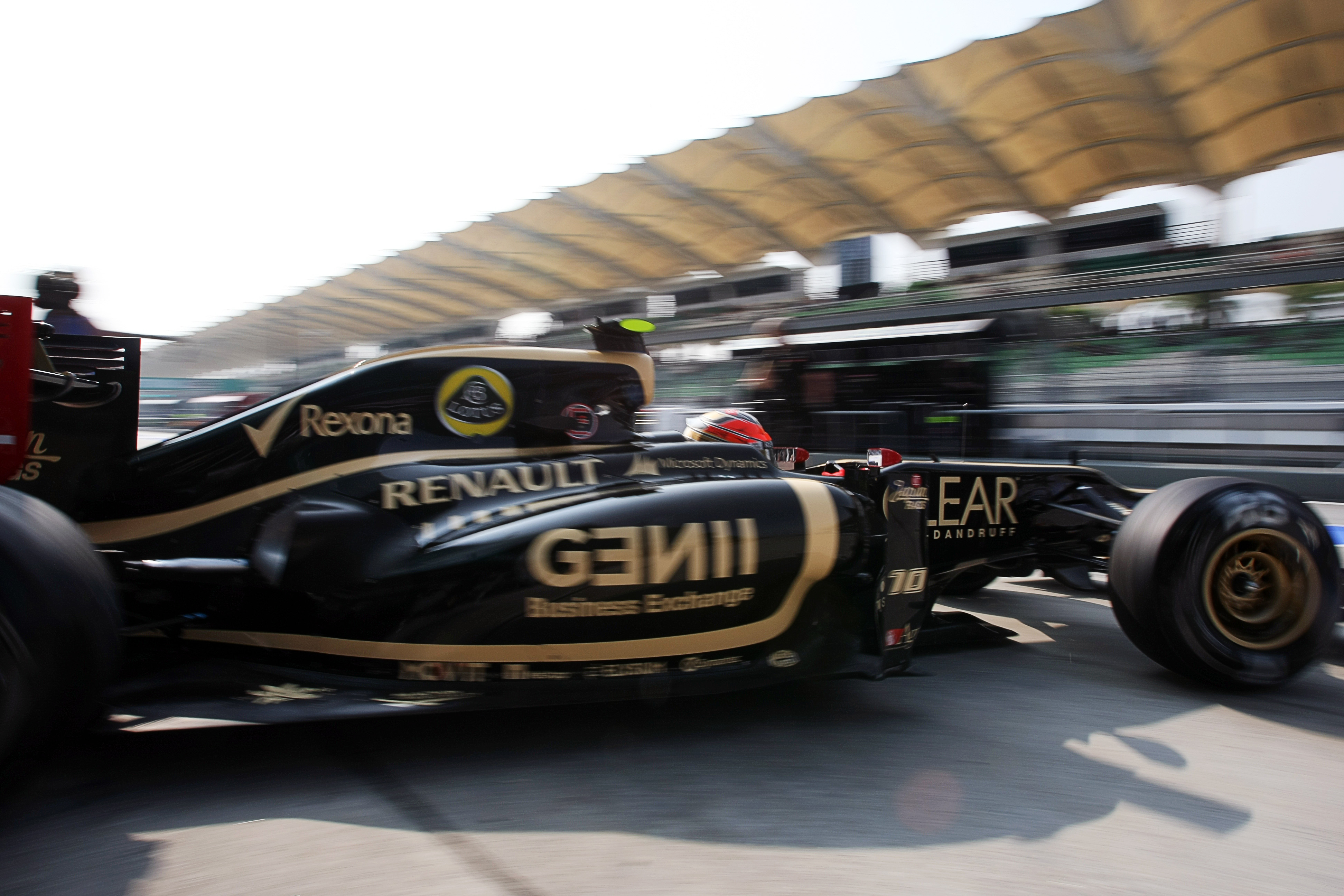 ‘Proton kan helft van aandelen Lotus F1 kopen’