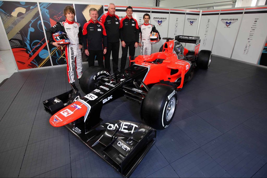 Eerste meters Marussia MR01 op Silverstone