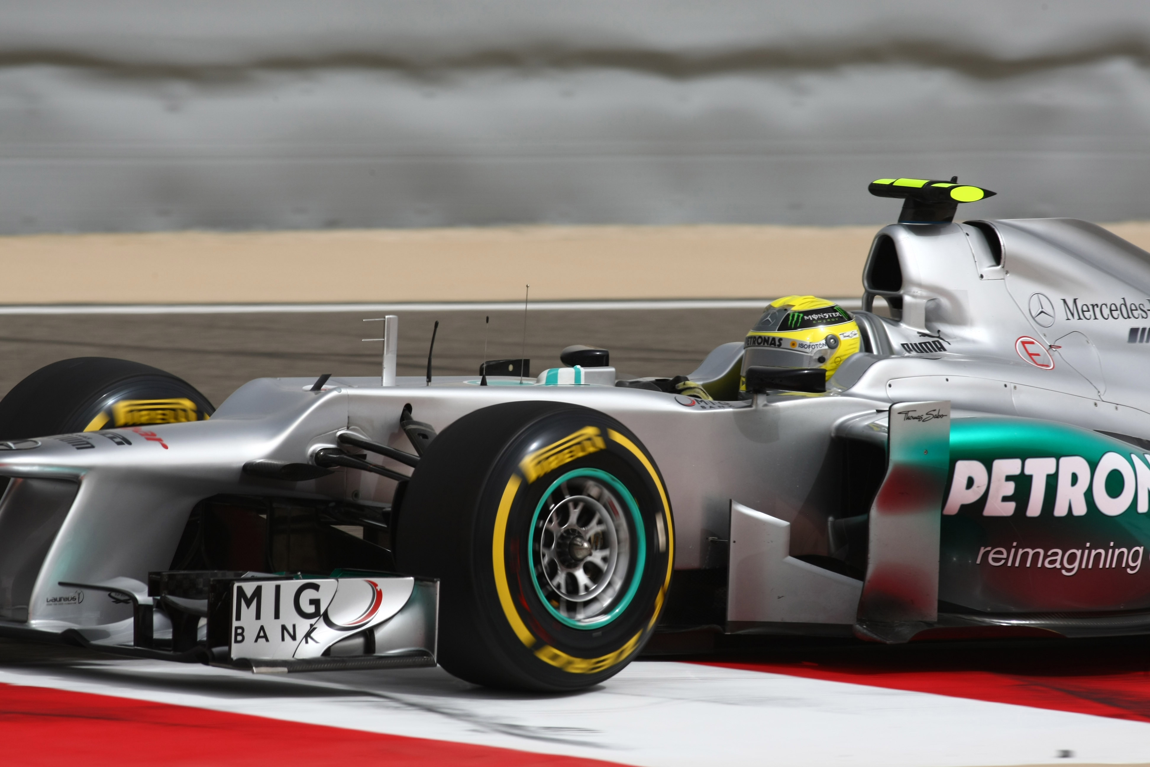 VT3: Rosberg weer het snelst