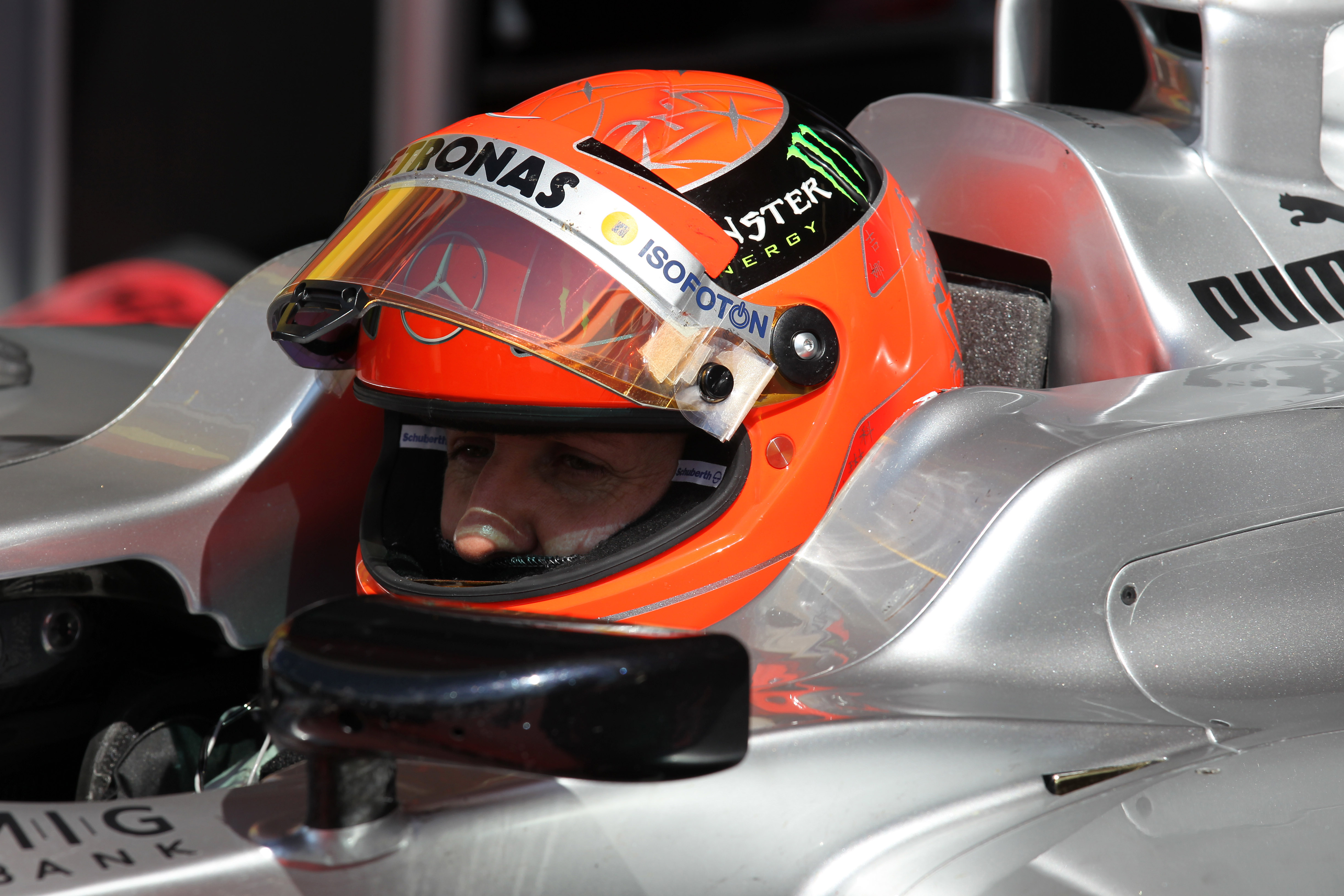 Schumacher blijft achter kritiek op Pirelli staan
