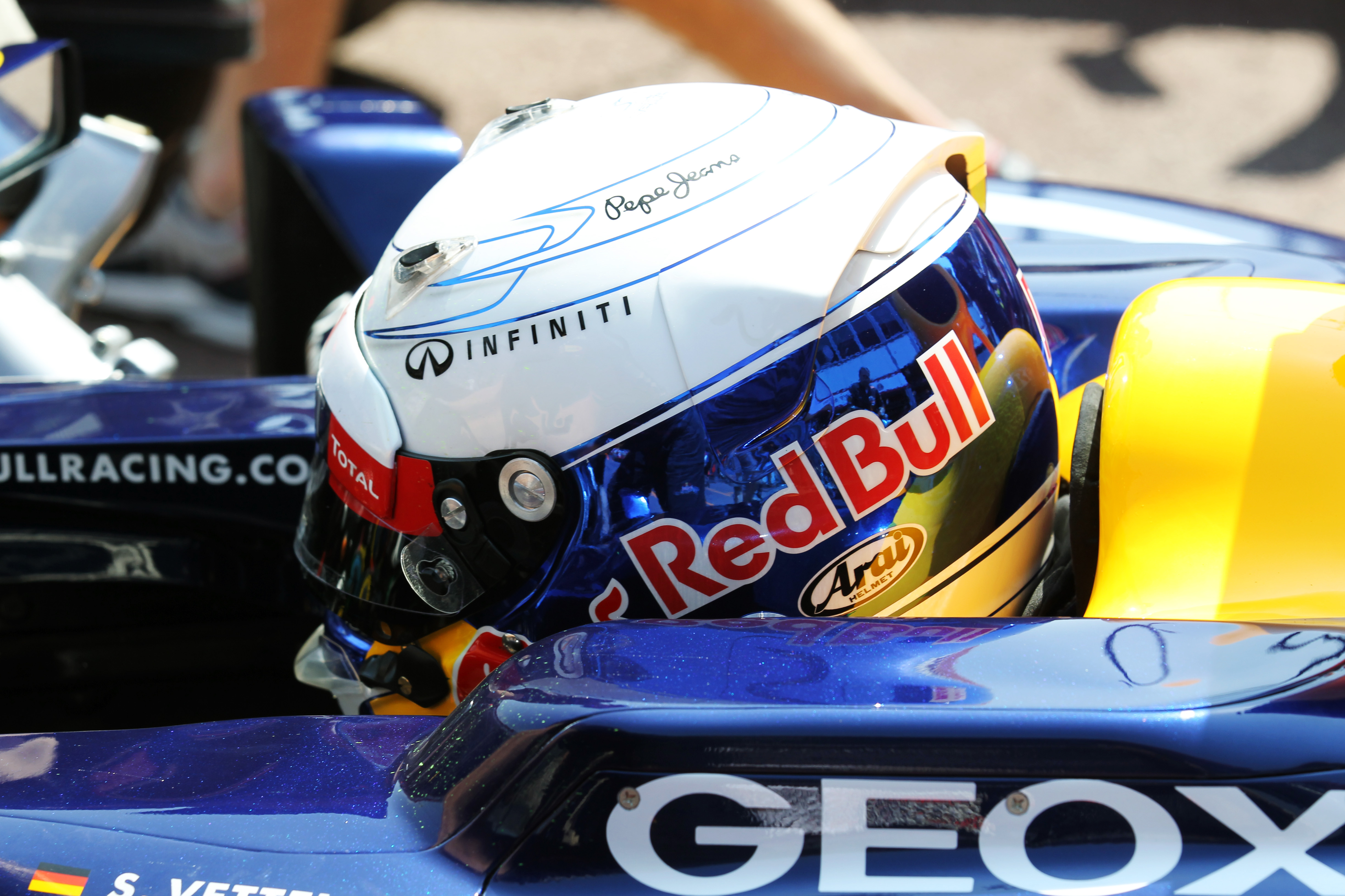 Vettel: ‘Voelde me niet prettig in de auto’