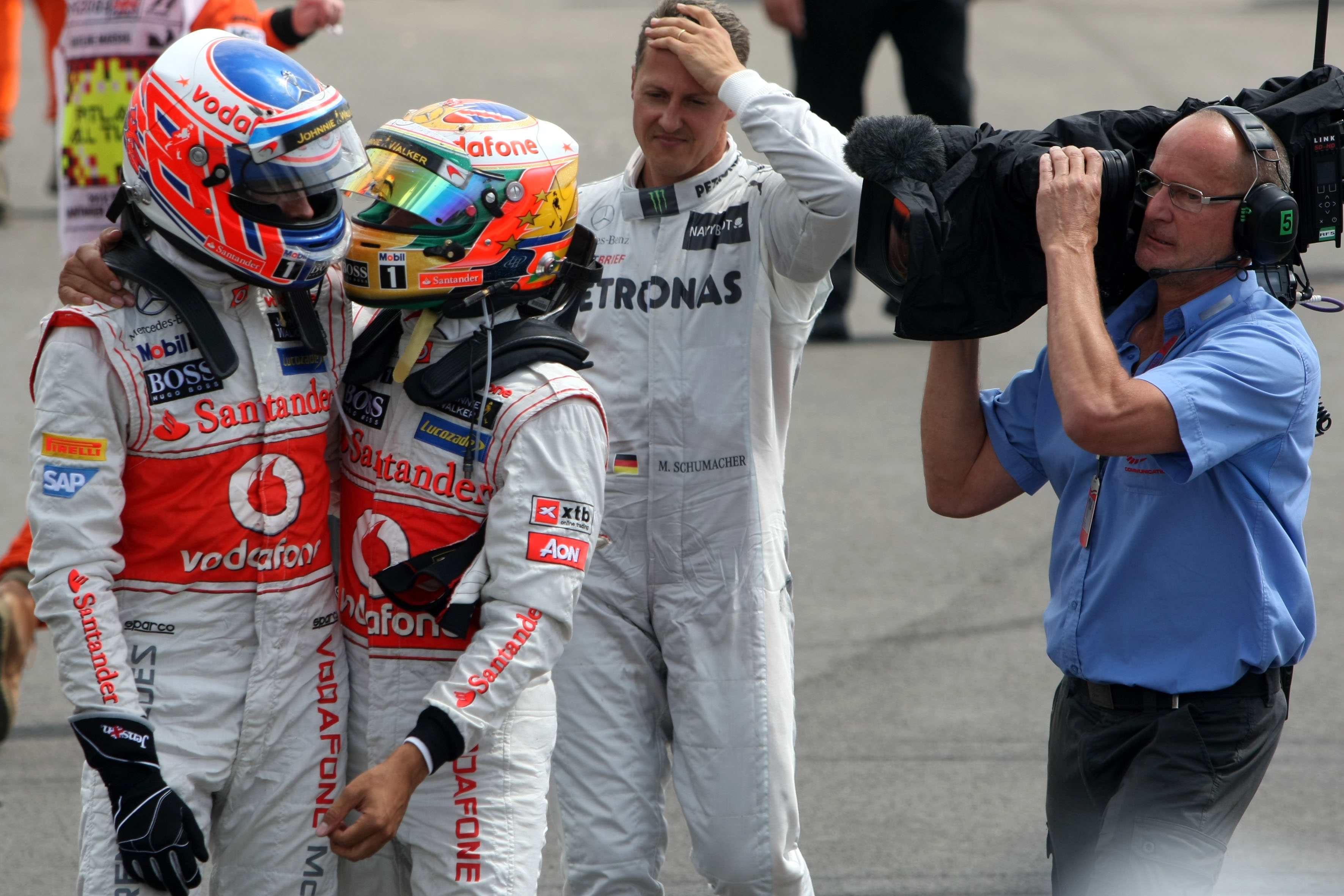 Button adviseert Hamilton bij McLaren te blijven