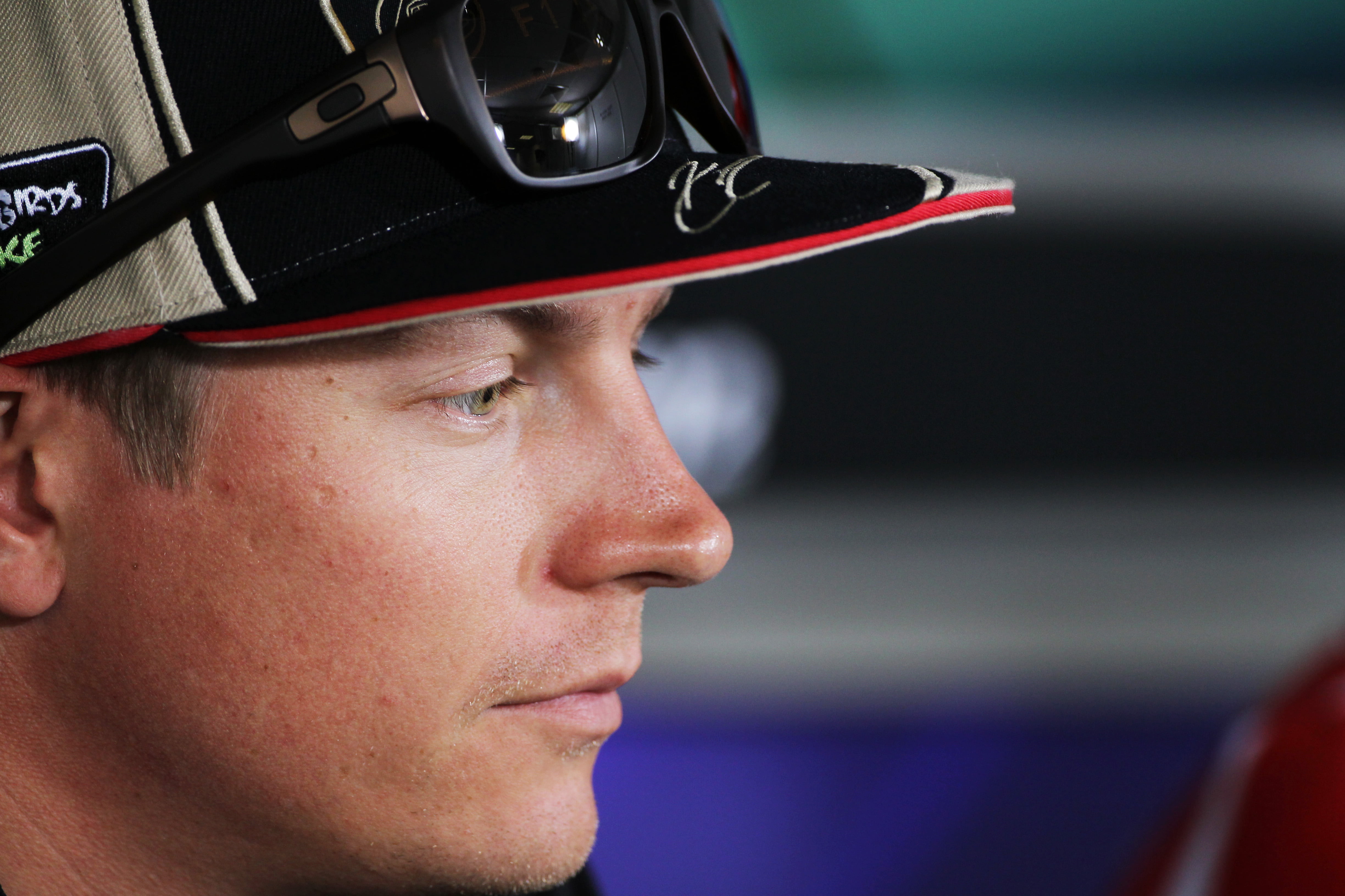 Räikkönen houdt zijn opties open