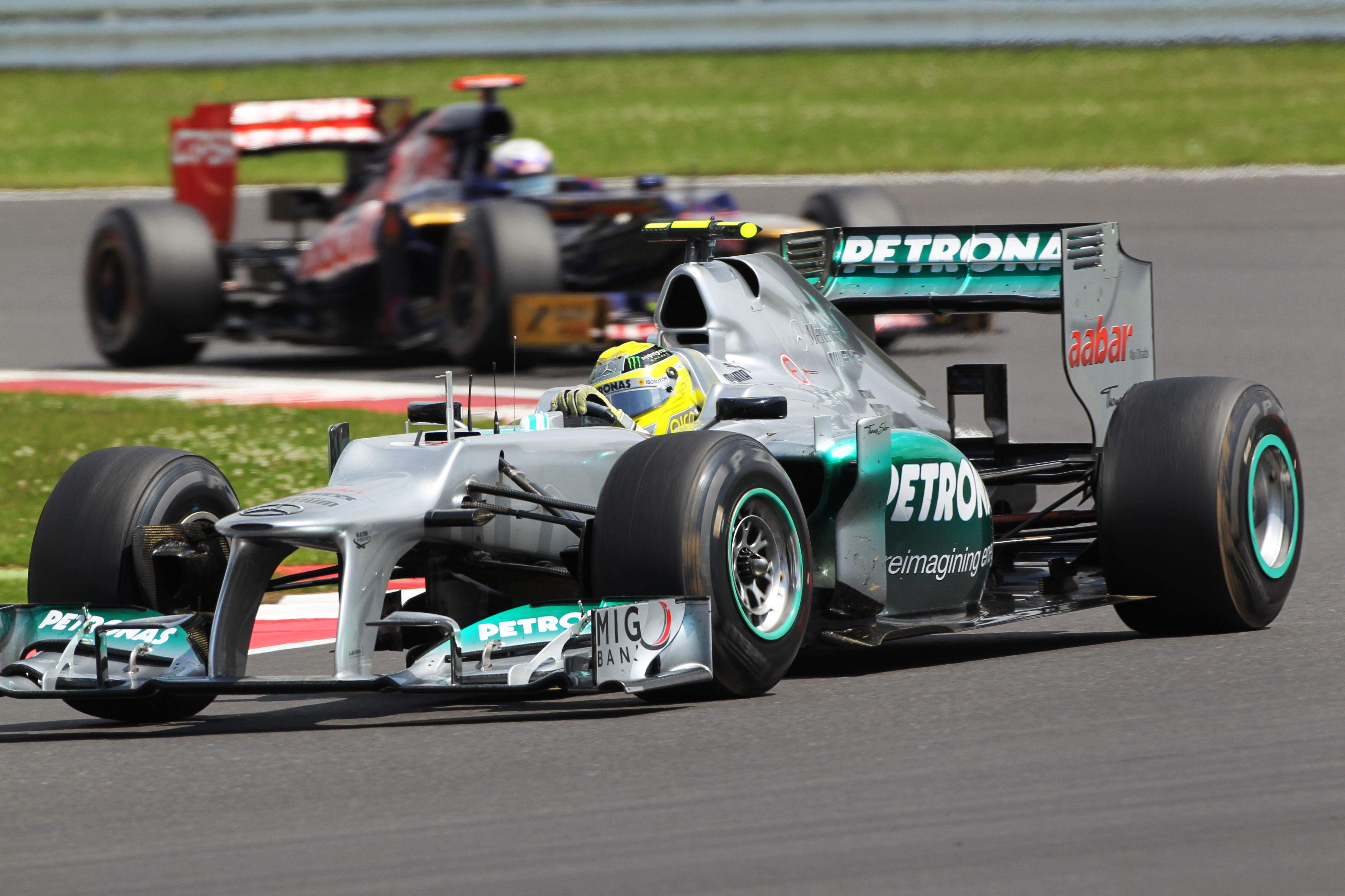Rosberg: ‘Mercedes moet zich herpakken’