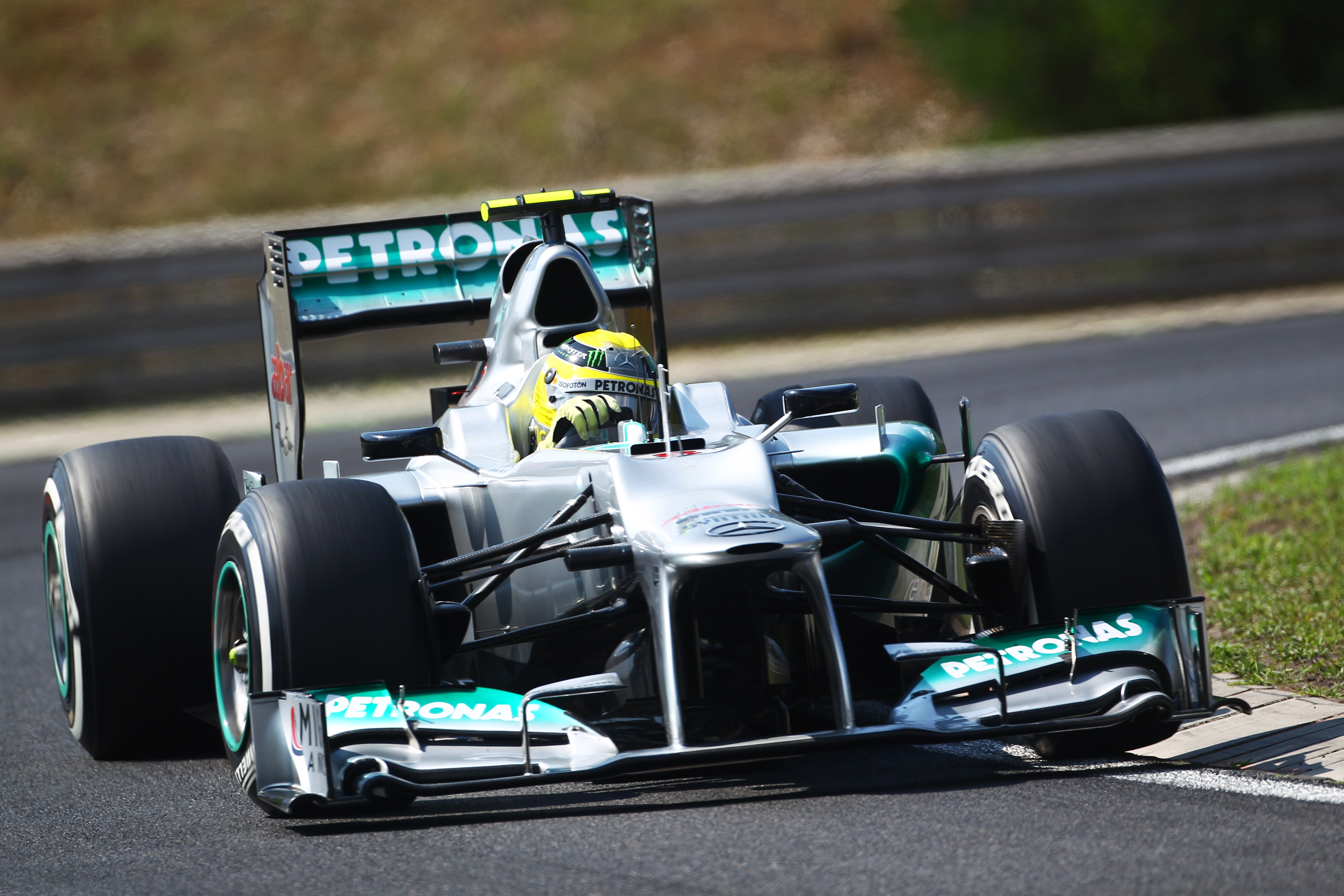 Rosberg: ‘Mercedes kan het tij keren’