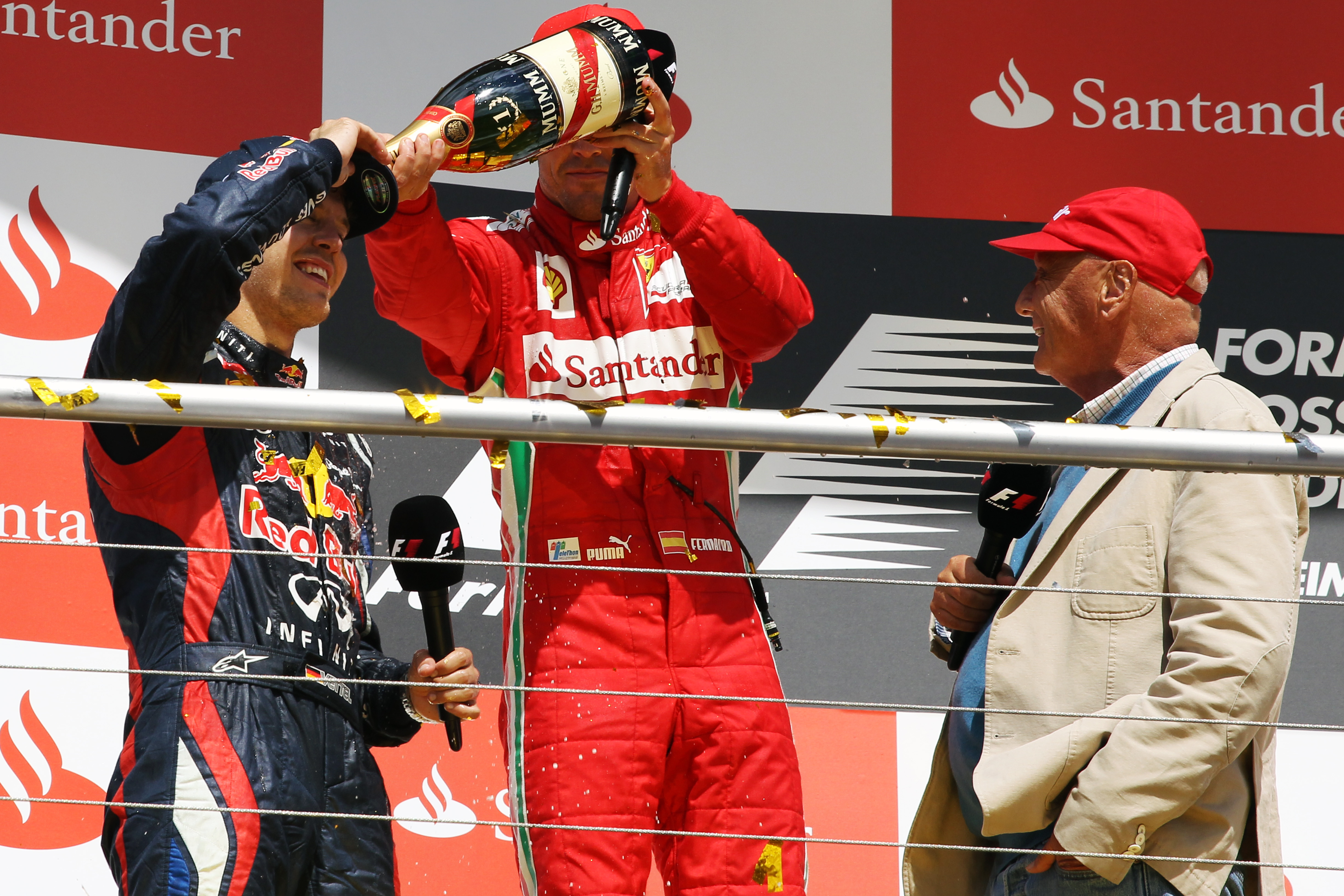 Lauda: ‘Vettel kan wel wat leren van Alonso’