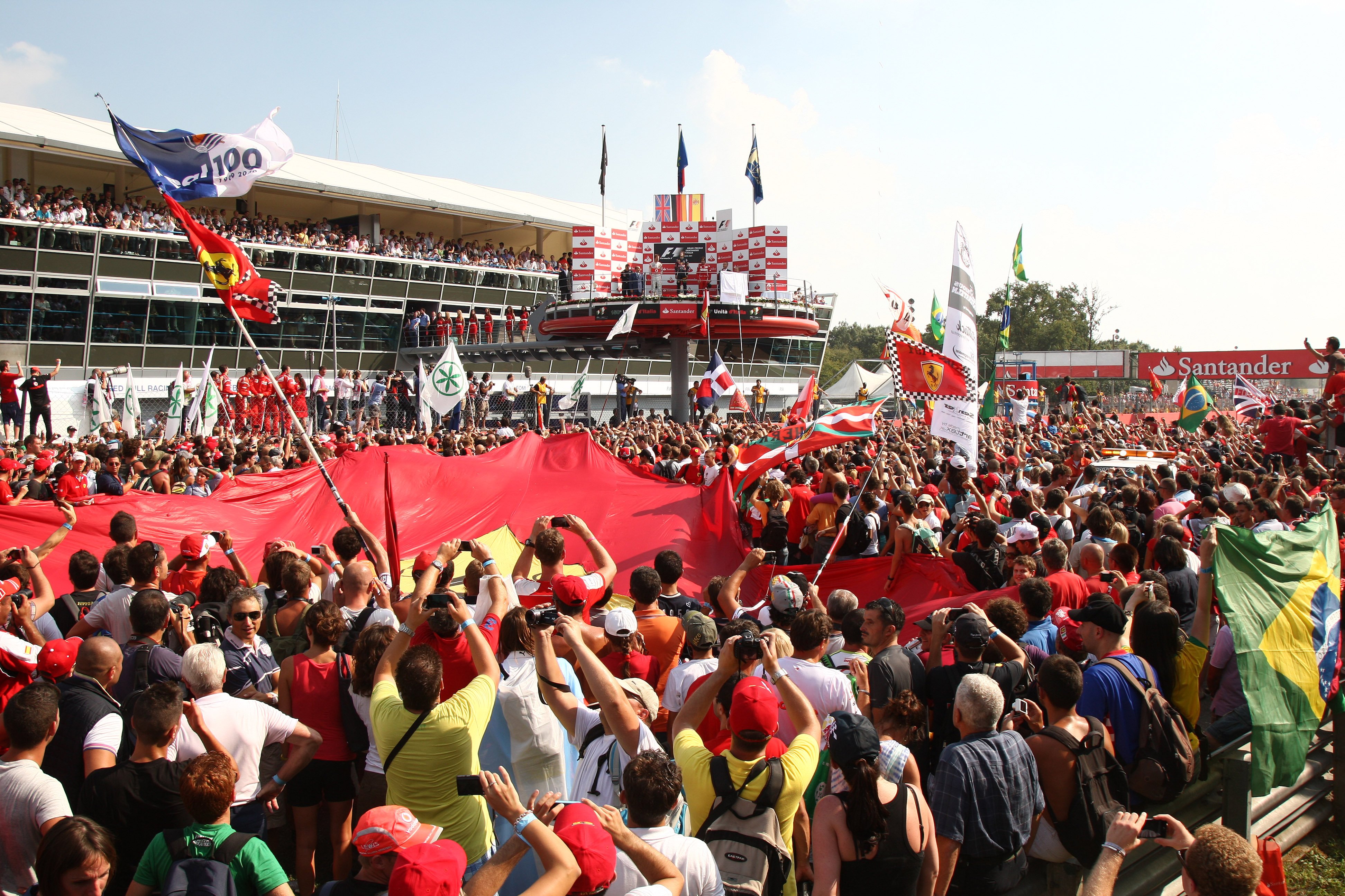 Historie: Monza 	viert zijn negentigste verjaardag