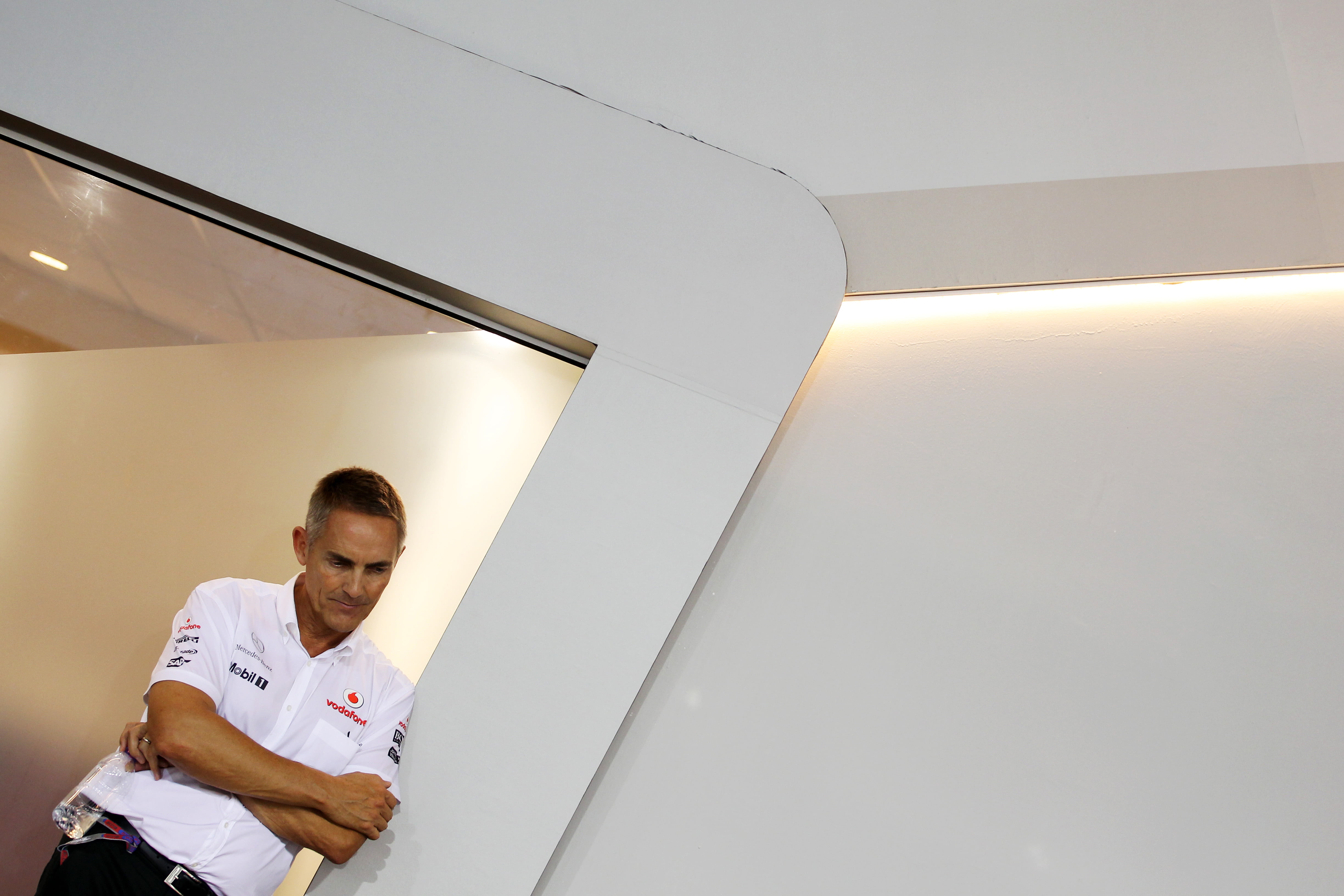 Whitmarsh: ‘Lewis moet alle races nu finishen’