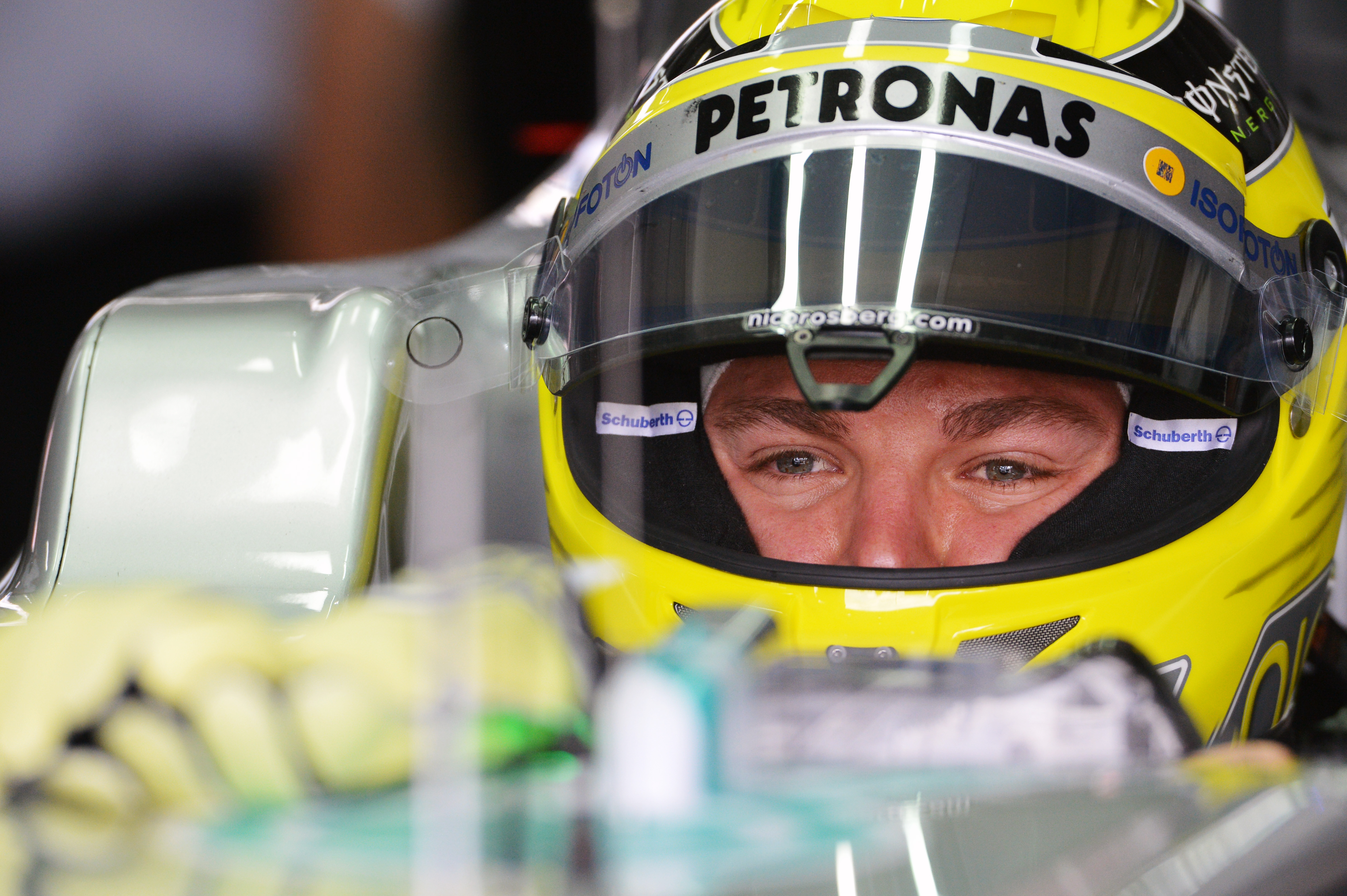 Rosberg: ‘Ik blijf gewoon bij Mercedes’