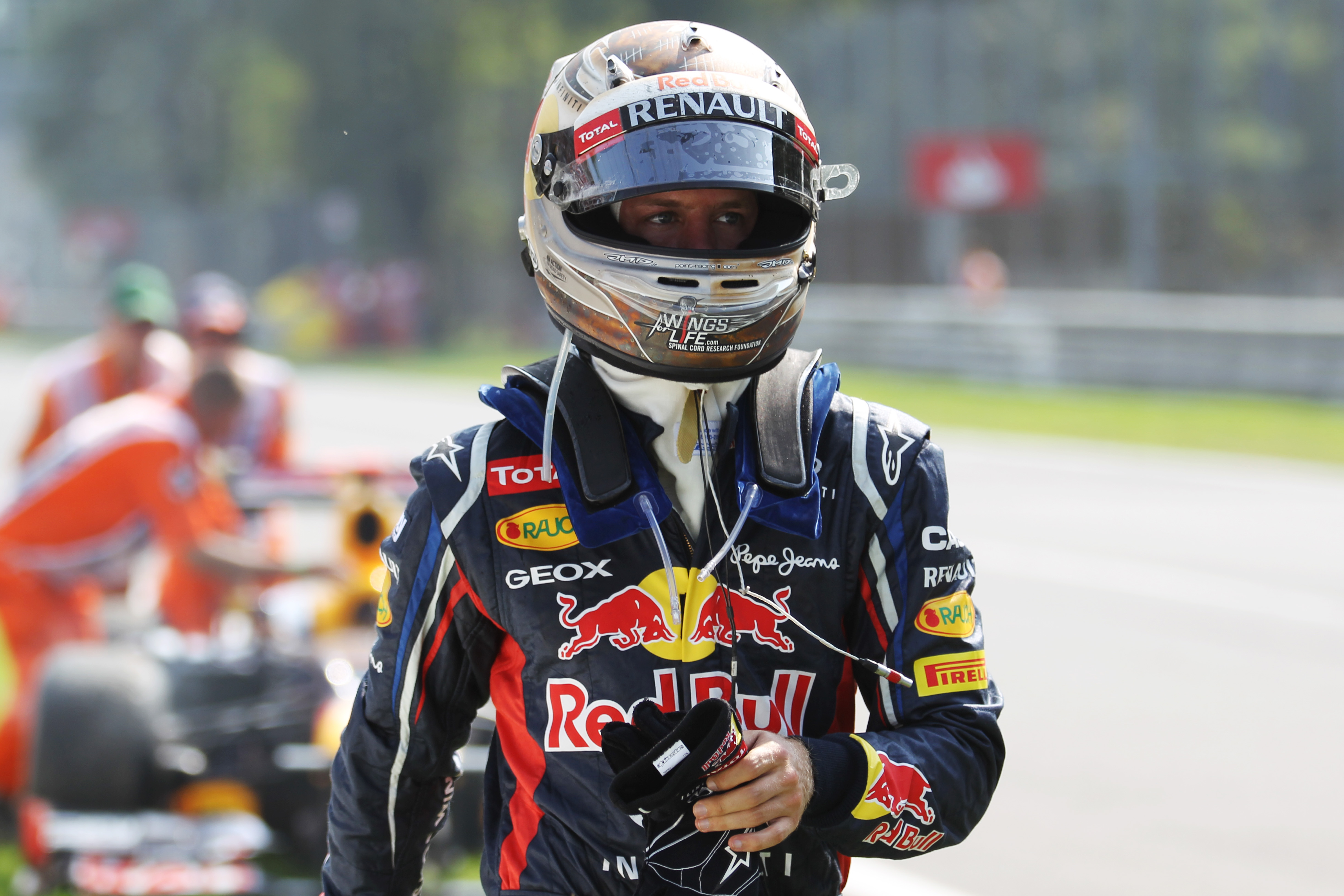 Lauda: ‘Vettel kan de titel wel vergeten’