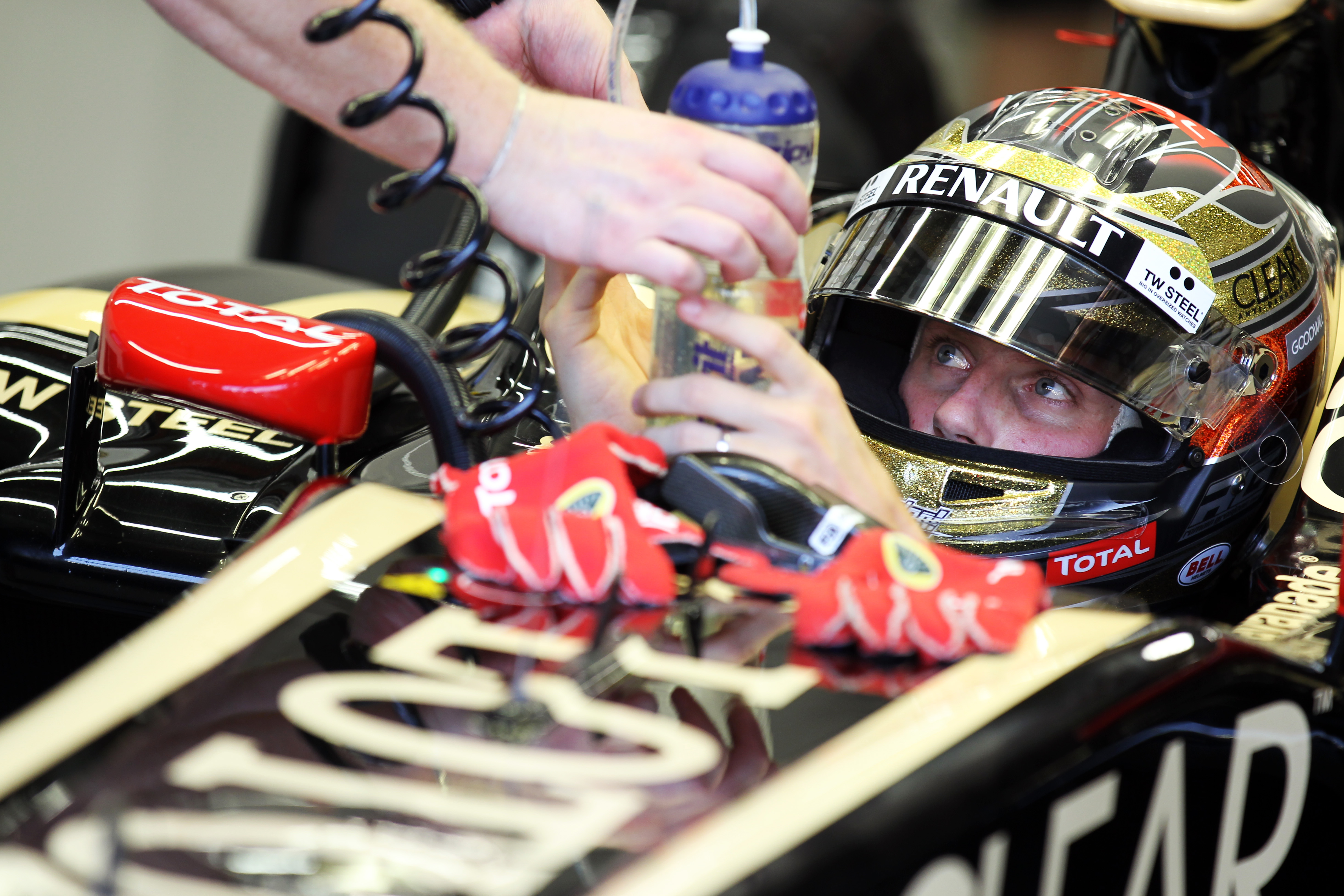 Grosjean: ‘Kimi maakt veel kans op de titel’