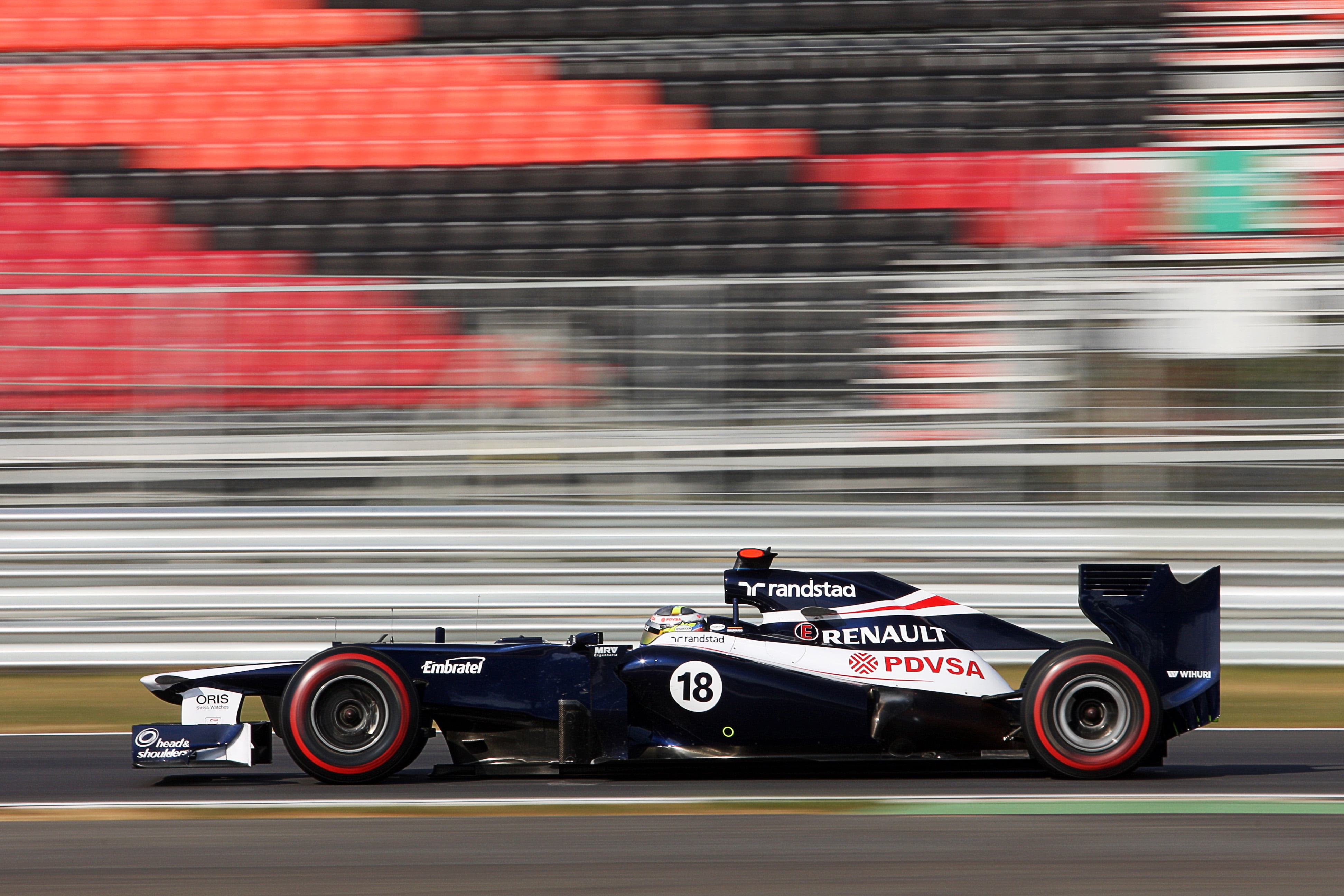 Williams meet zich met de Lotussen