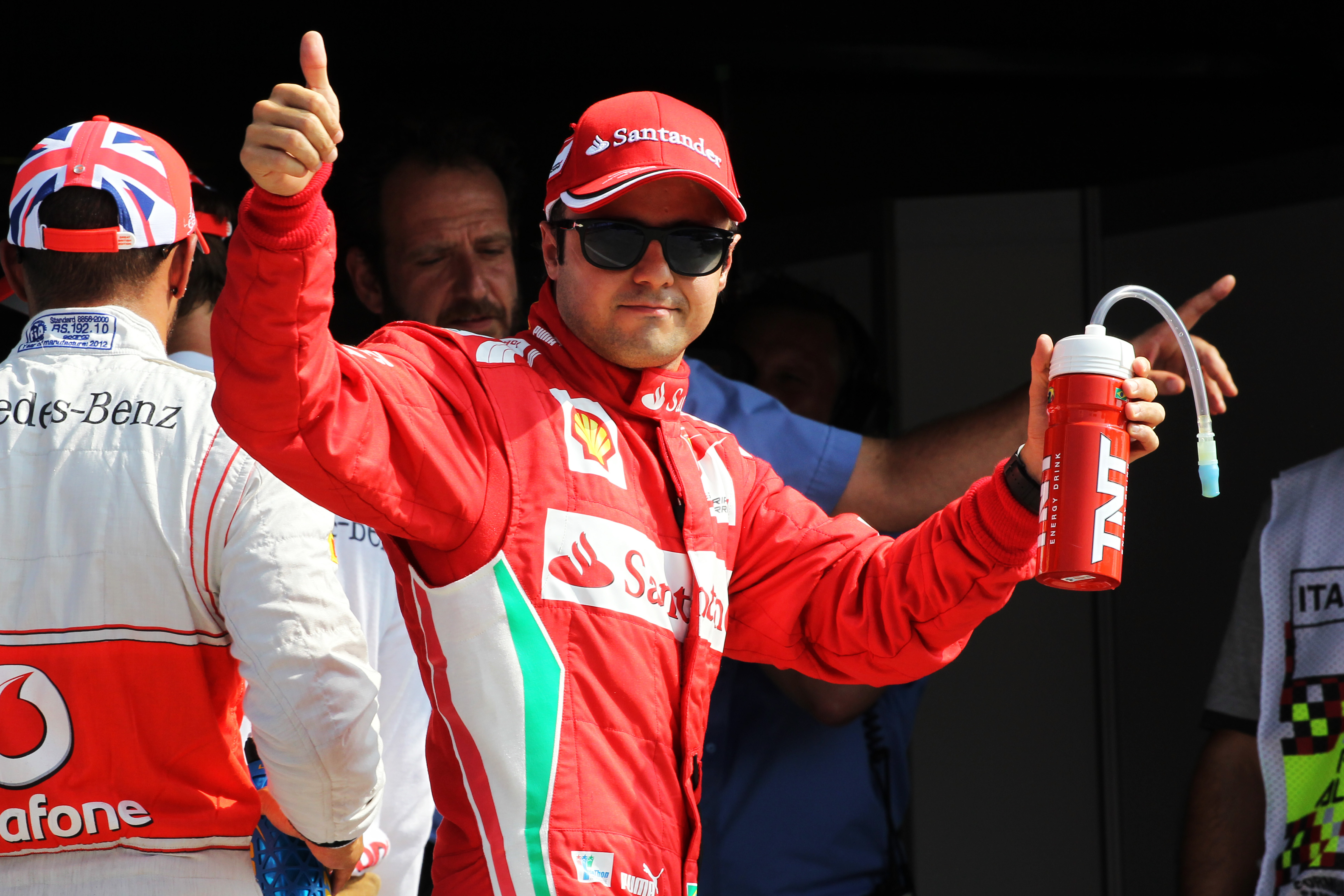 Ferrari licht keuze voor behouden Massa verder toe