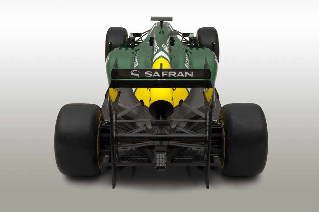 Caterham CT03