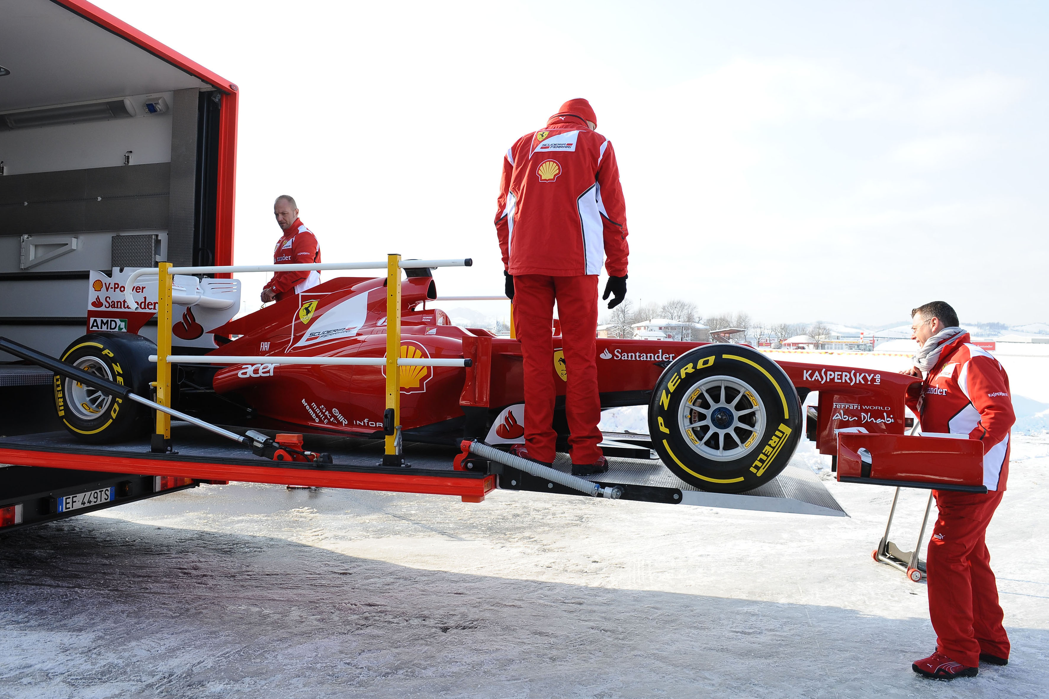 Live: Onthulling van Ferrari F138