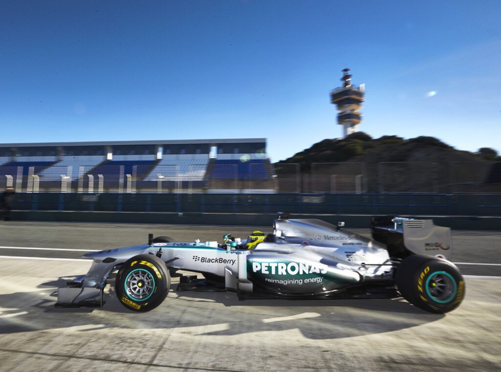 Update – Nico Rosberg plaatst foto nieuwe Mercedes