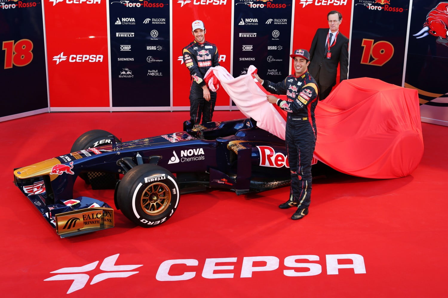 Foto's: Presentatie Toro Rosso STR8
