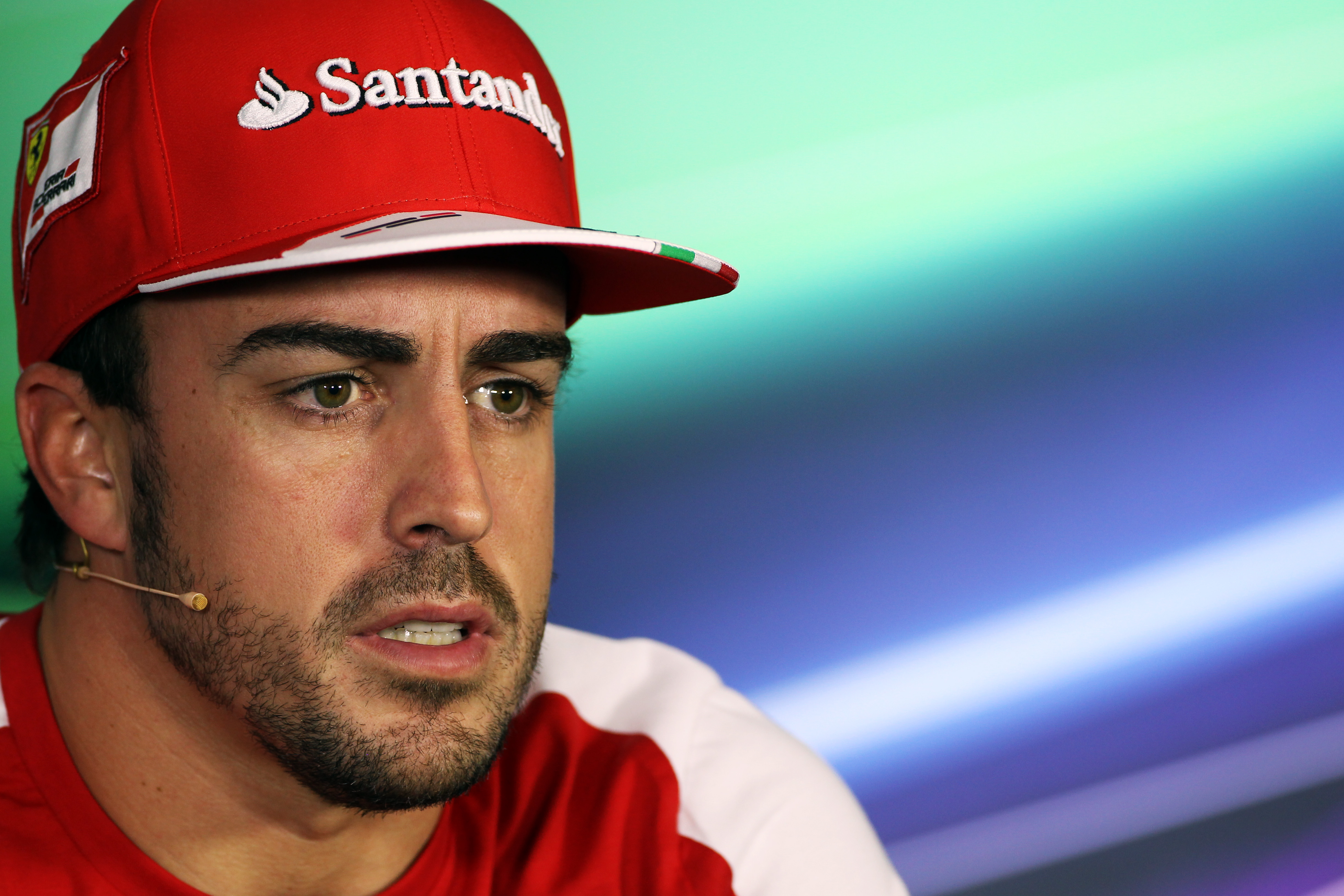 Alonso: ‘Vijf teams kunnen winnen’