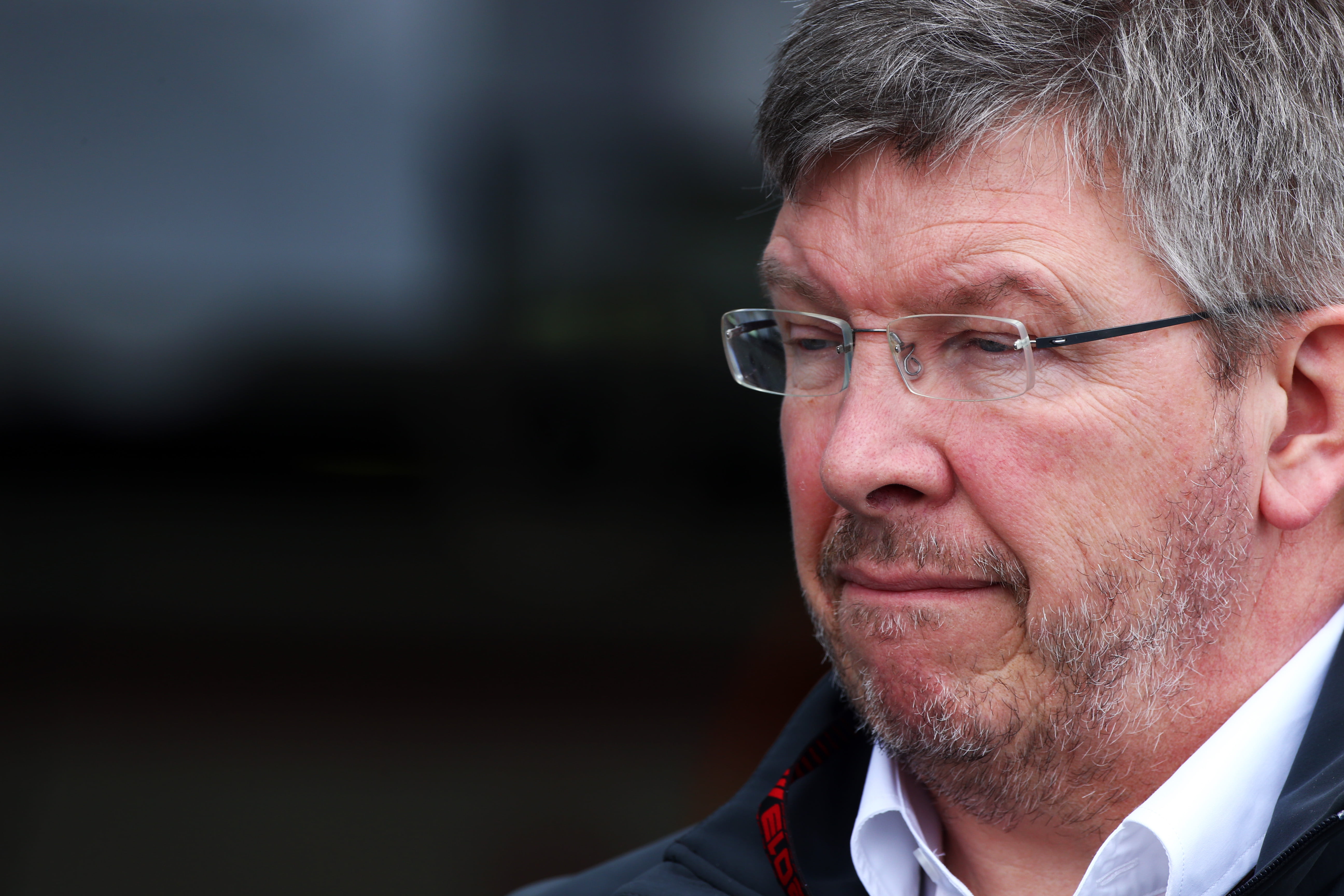 Brawn: ‘Wilde geen onnodig risico nemen’