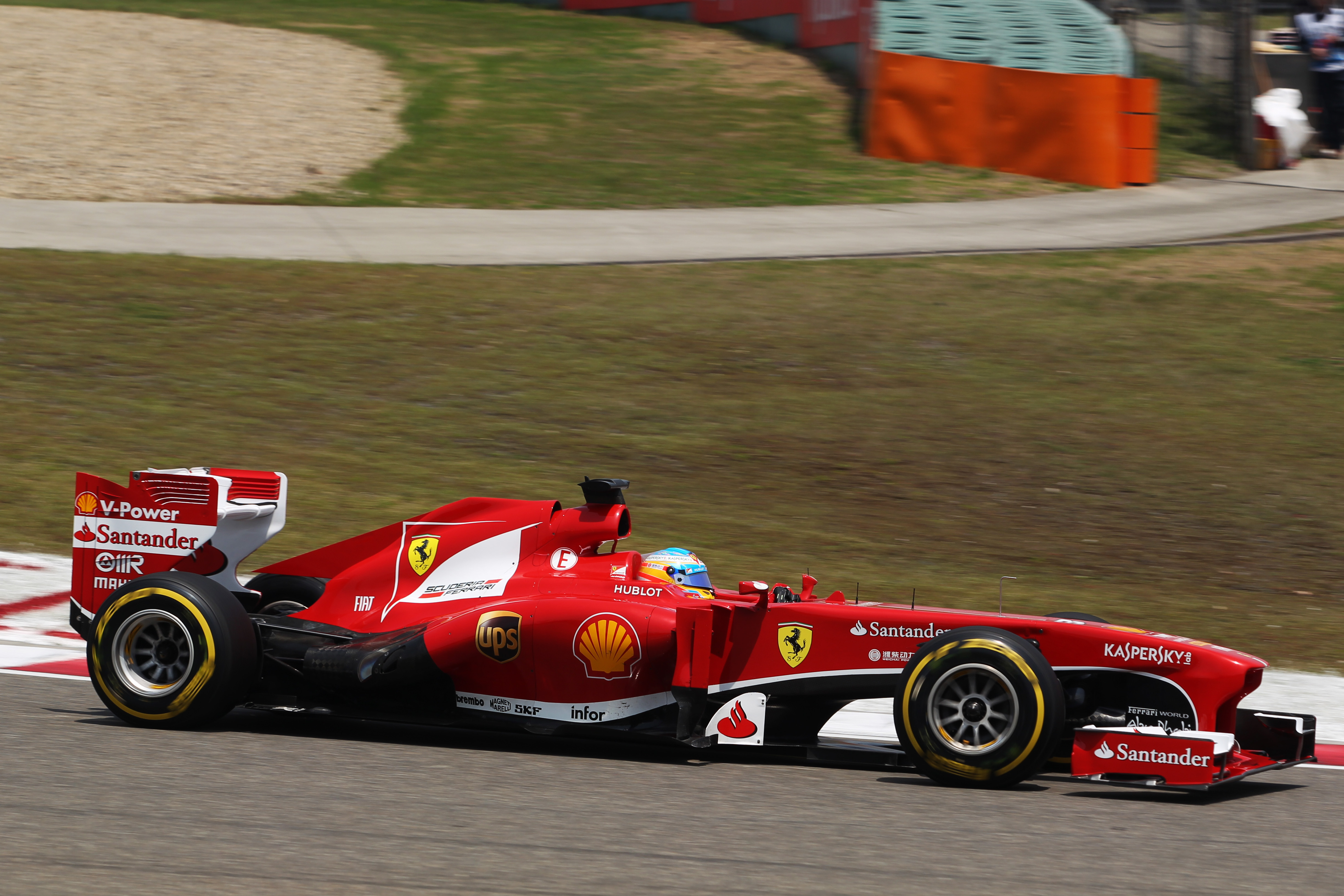 Alonso in zijn nopjes met derde positie