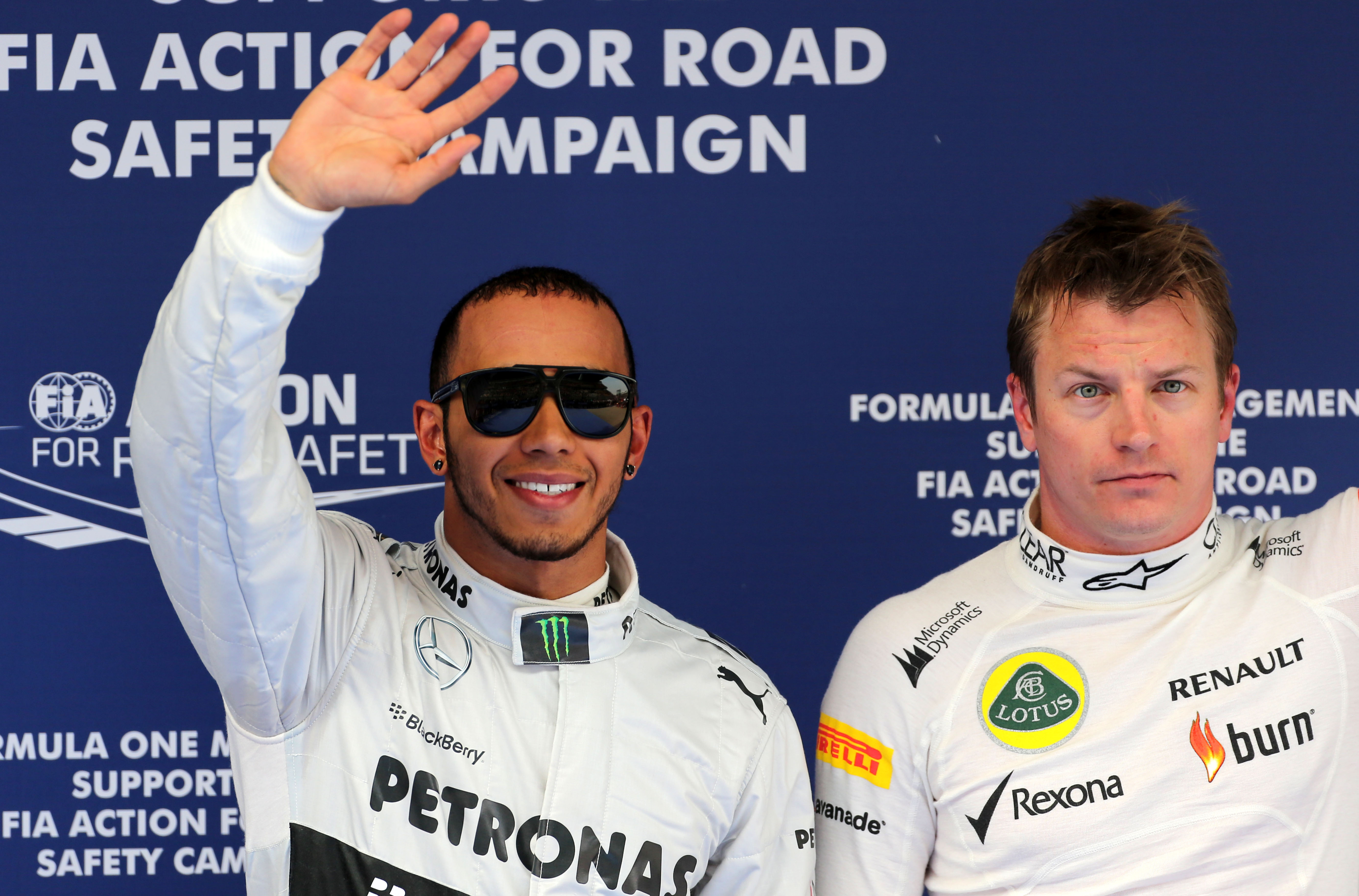 Hamilton erg blij met eerste pole voor Mercedes