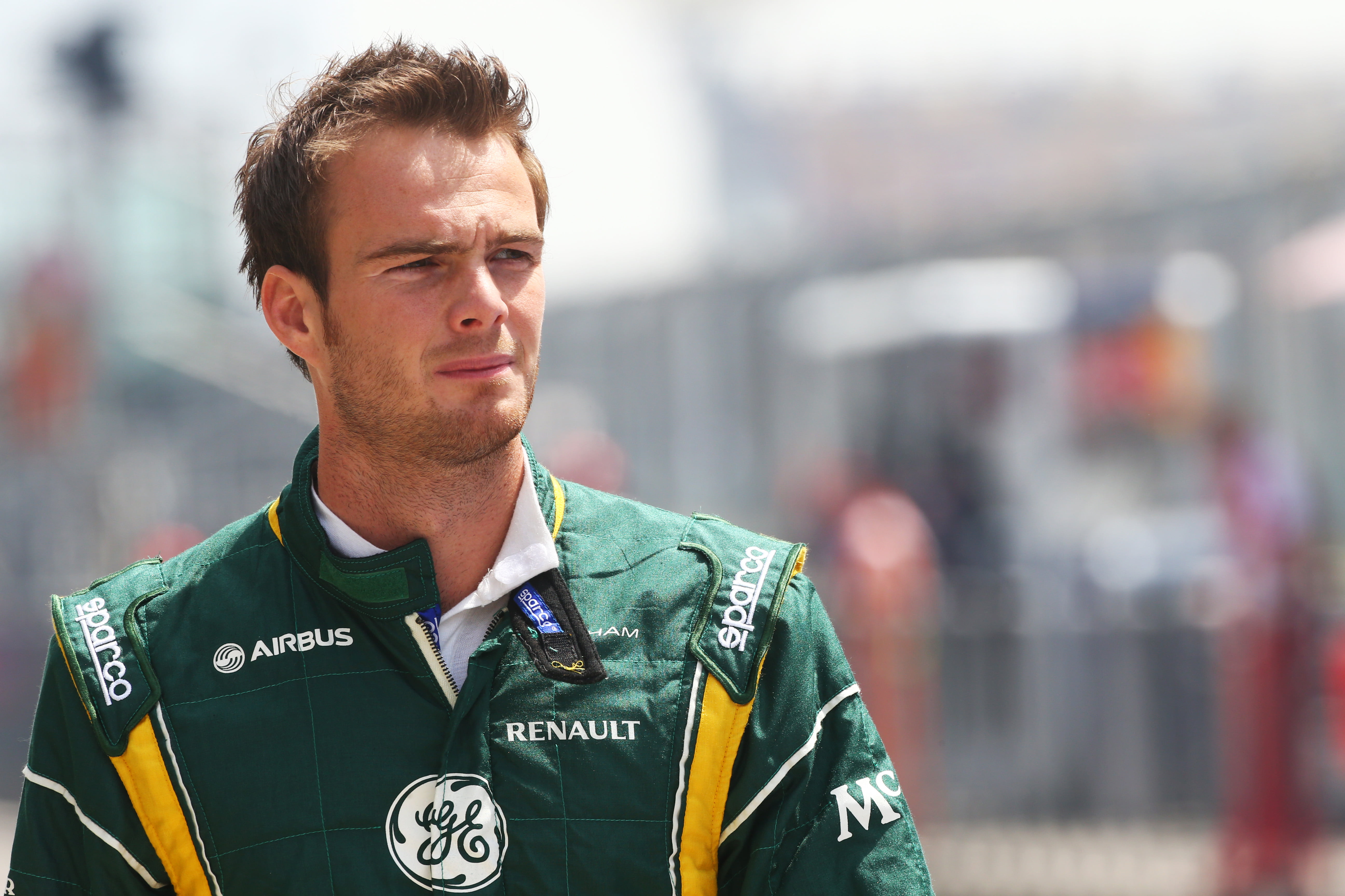 Van der Garde heeft het moeilijk met de banden