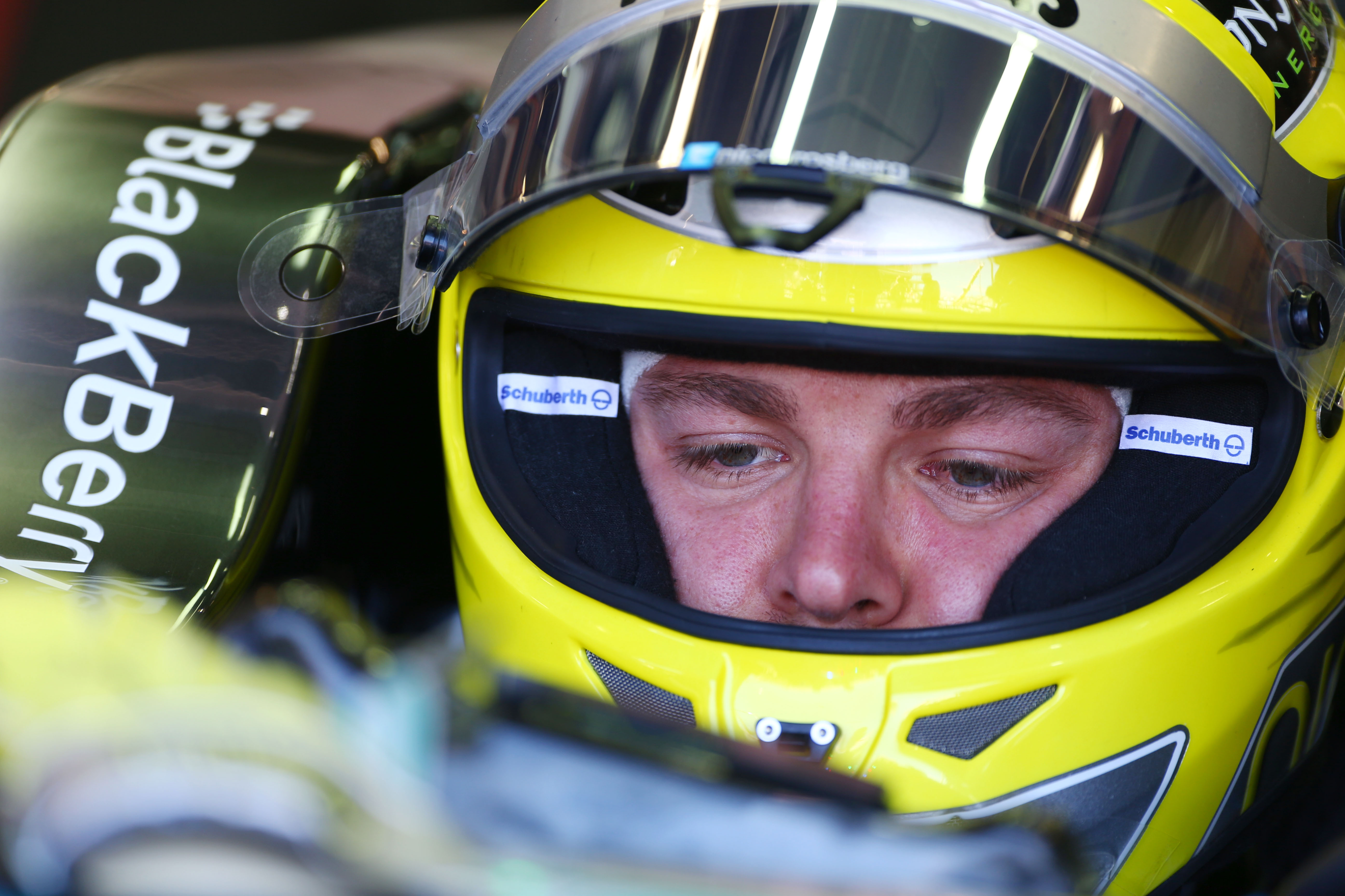 VT3: Rosberg domineert in Monaco